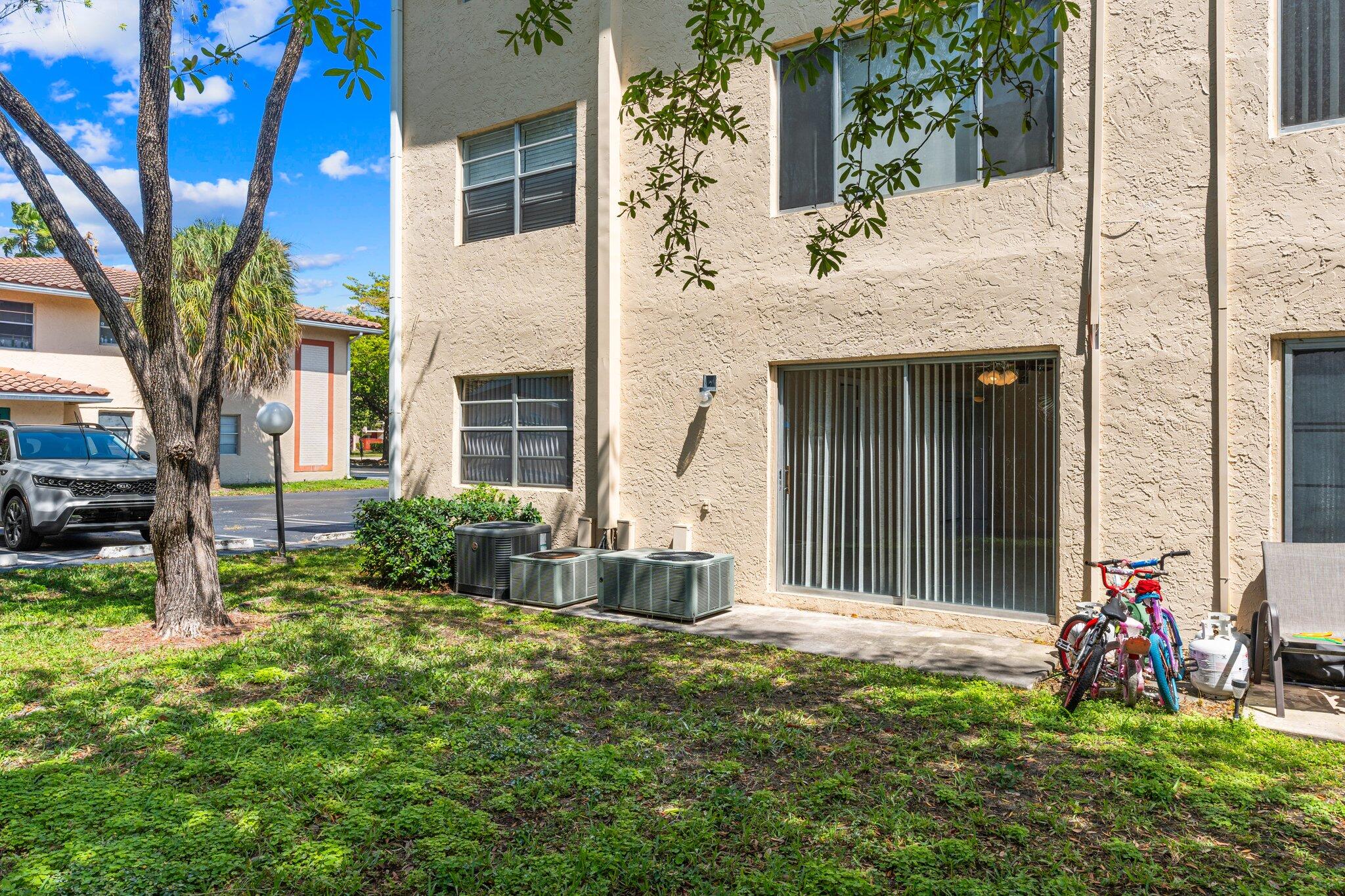 COUNTRY GARDENS CONDO - Residential Lease