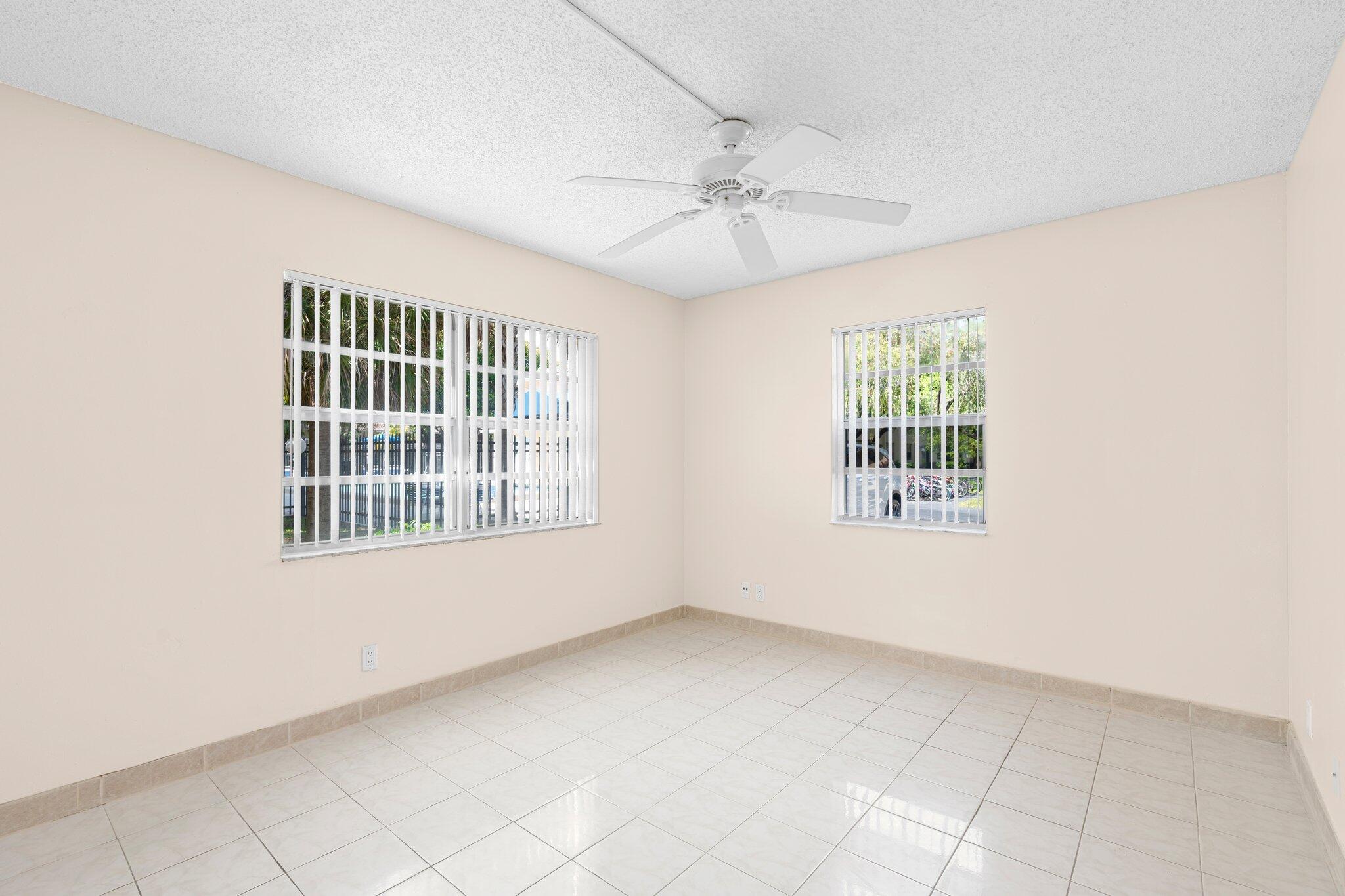 COUNTRY GARDENS CONDO - Residential Lease
