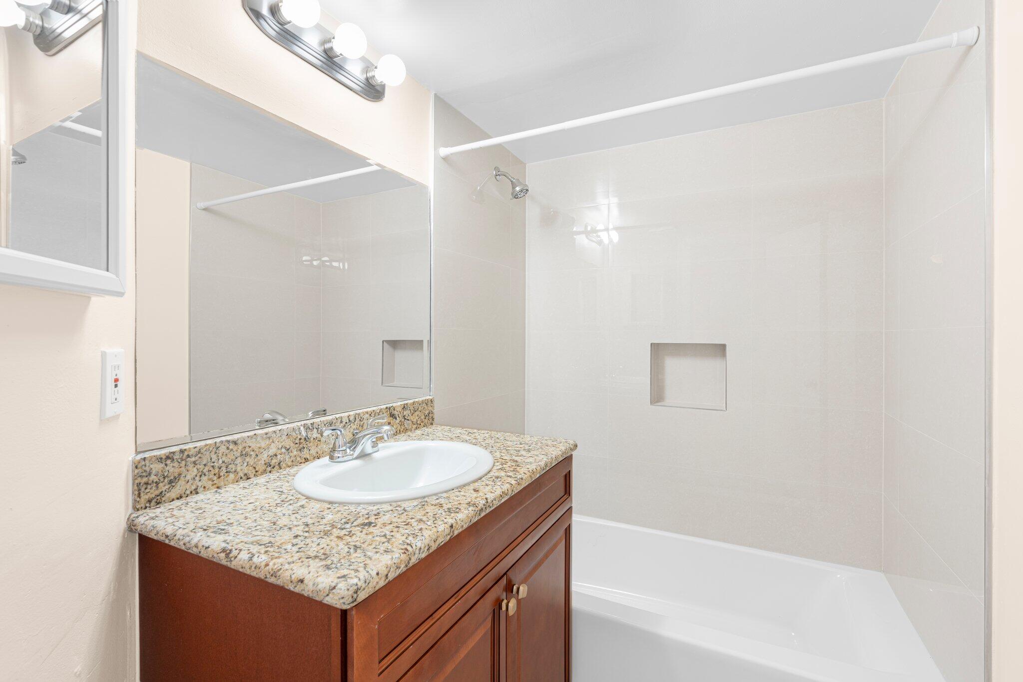 COUNTRY GARDENS CONDO - Residential Lease