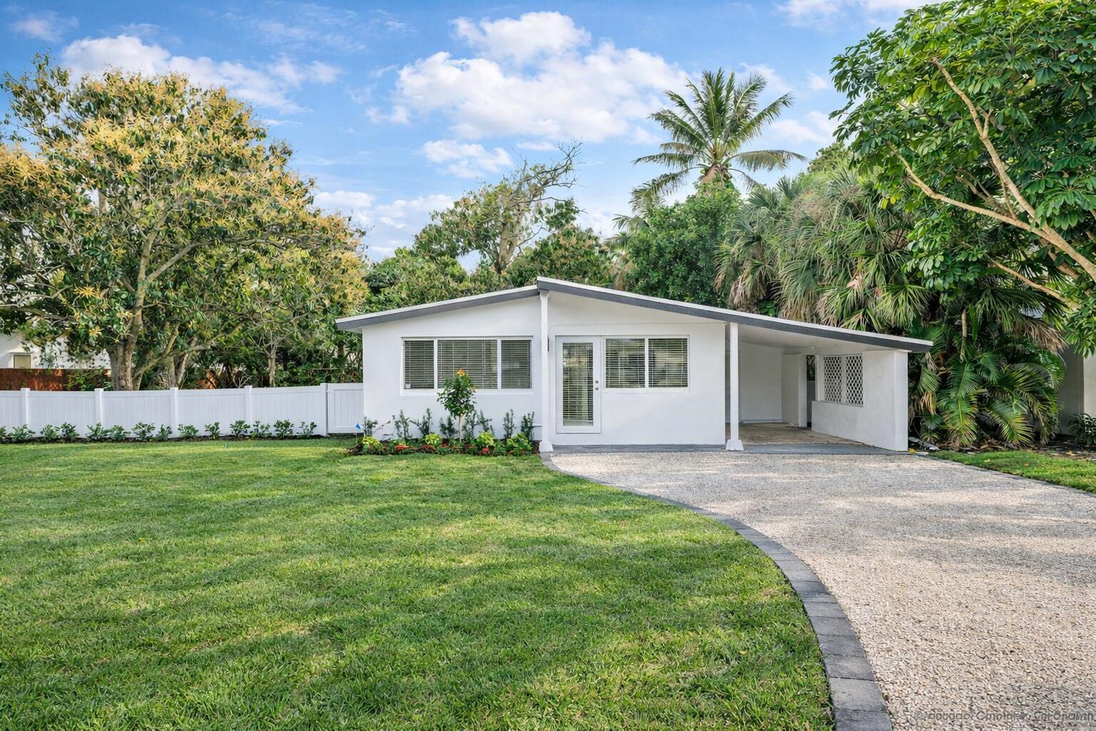 DELRAY MNR - Residential Lease