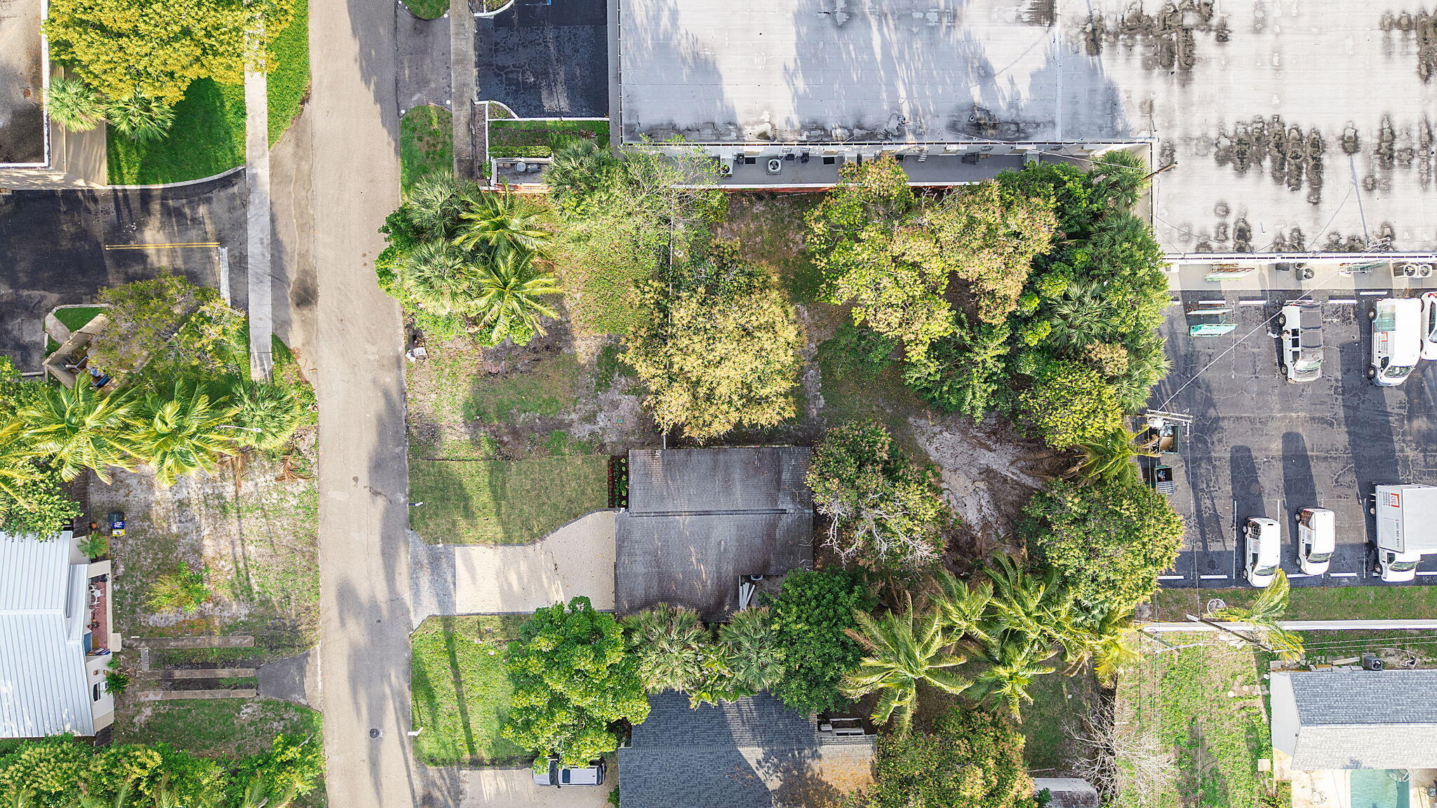 DELRAY MNR - Residential Lease