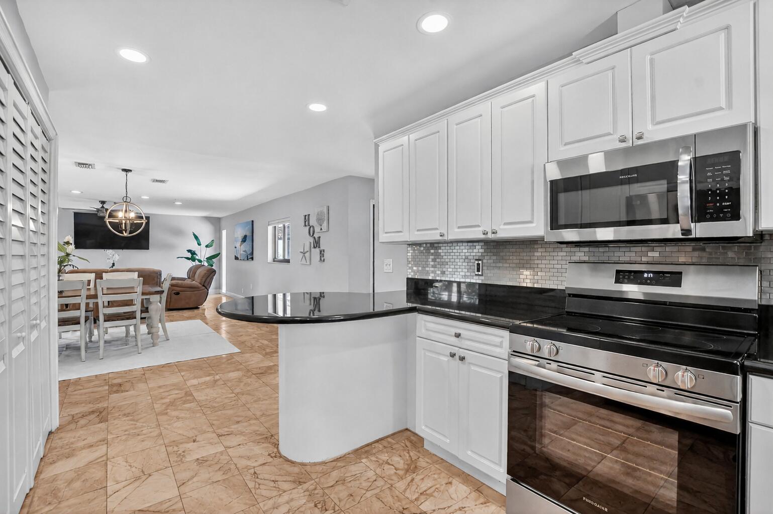 CEAIRE CONDO - Residential
