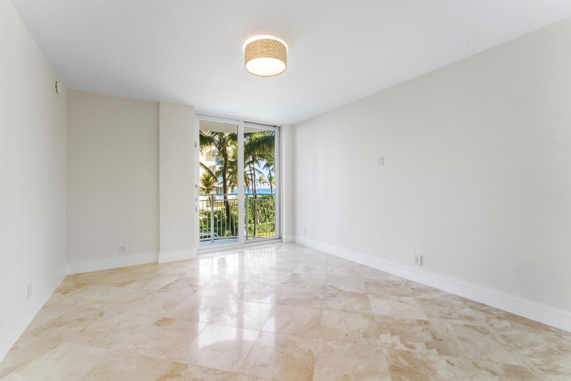 WINTHROP HOUSE CONDO - Residential