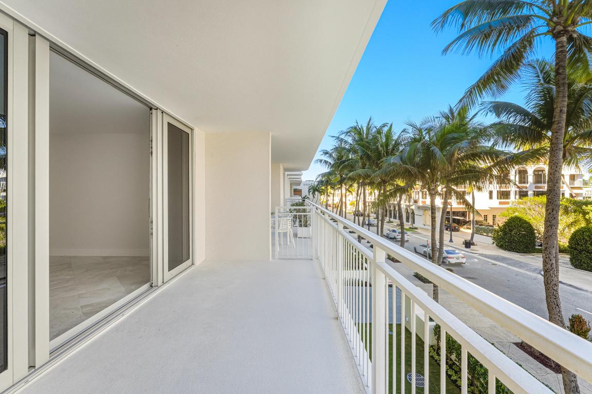 WINTHROP HOUSE CONDO - Residential