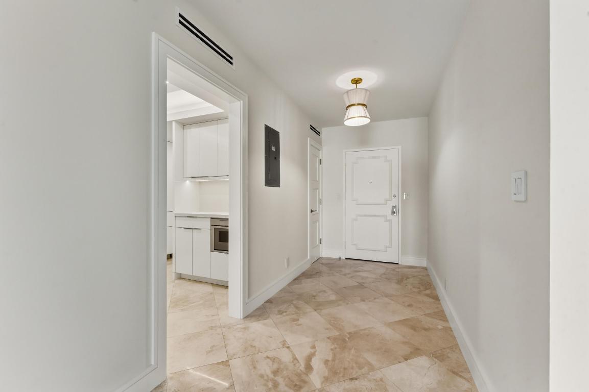 WINTHROP HOUSE CONDO - Residential