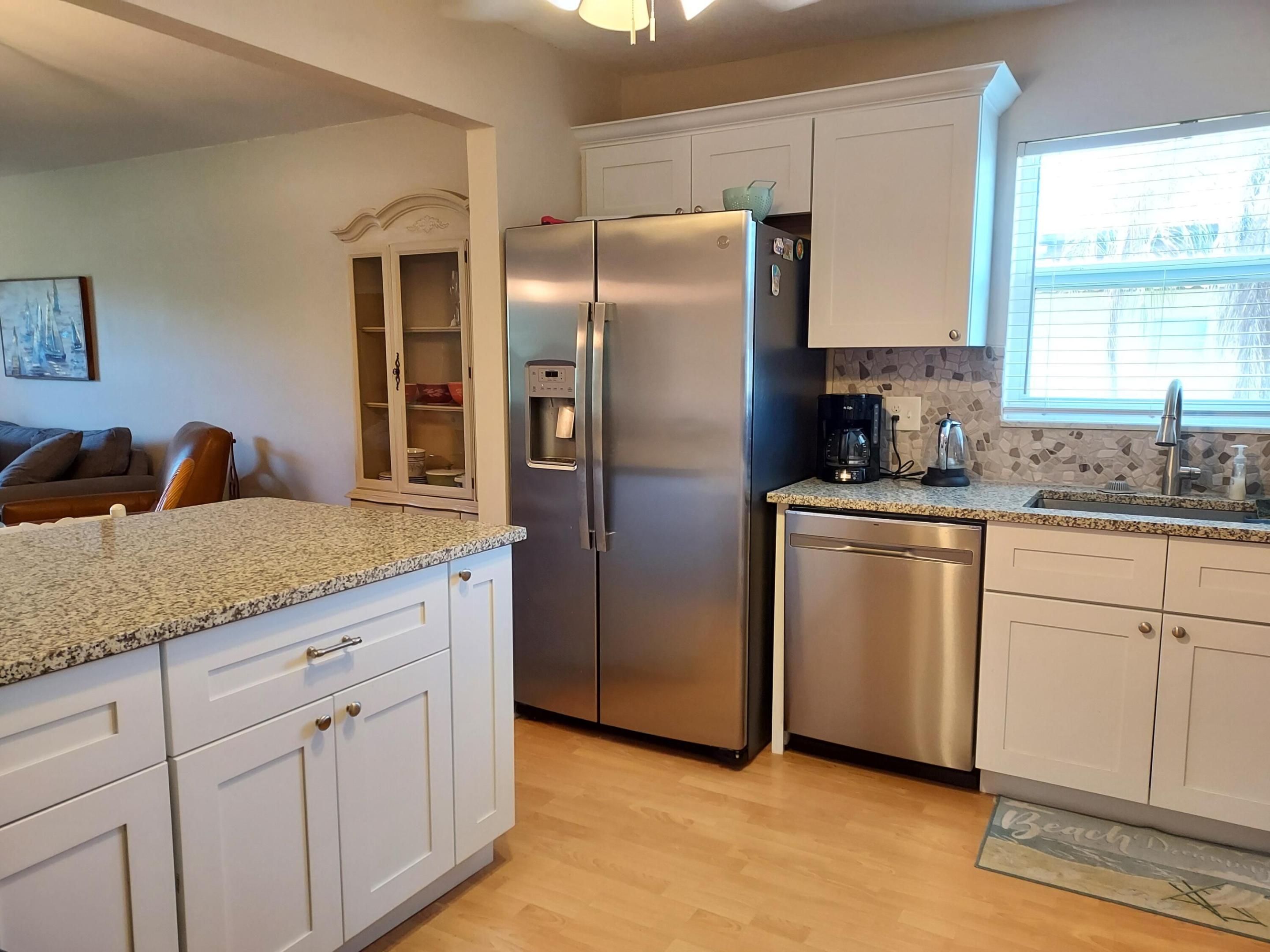 VILLAS ON THE GREEN CONDO - Residential Lease