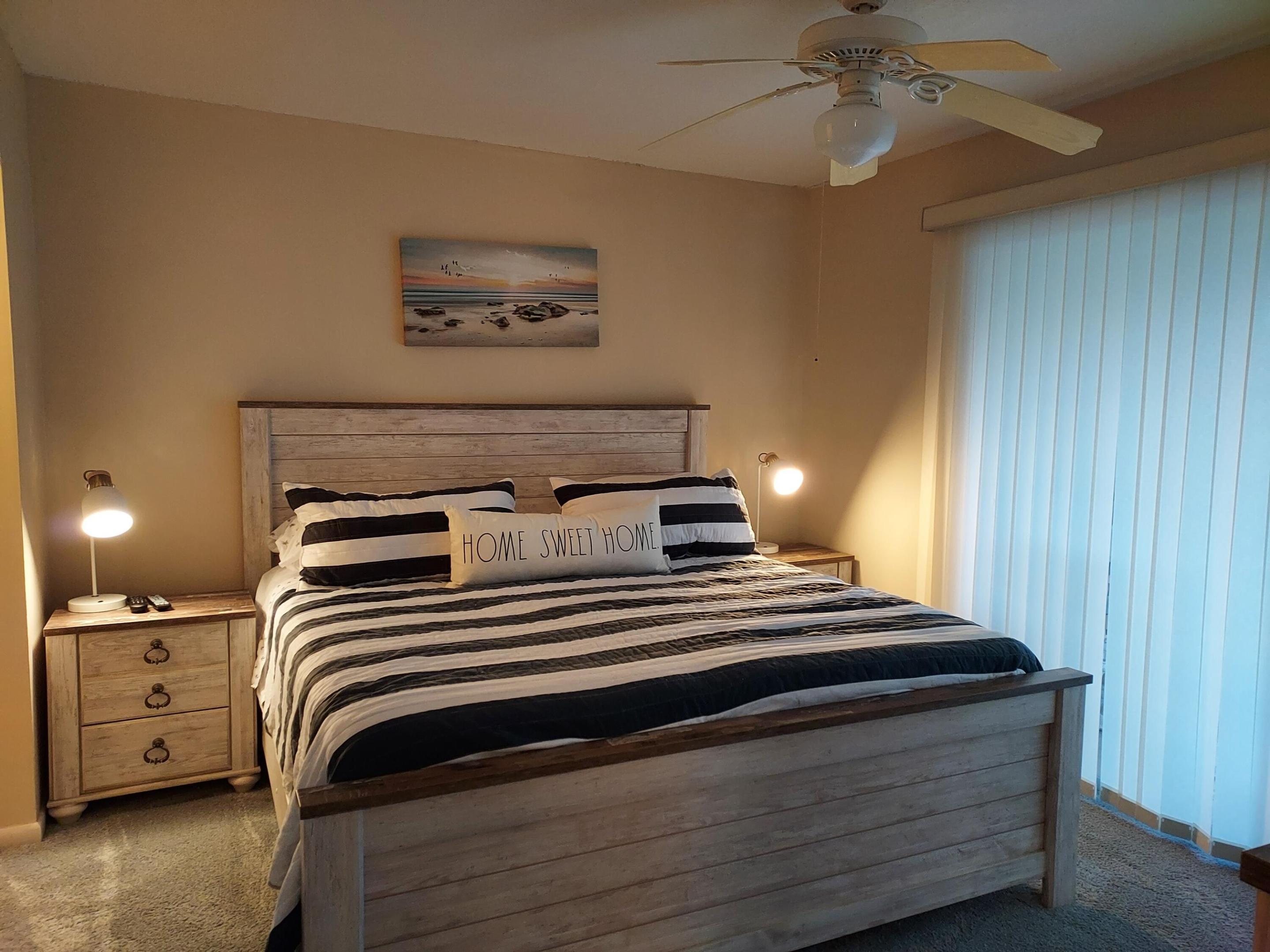 VILLAS ON THE GREEN CONDO - Residential Lease