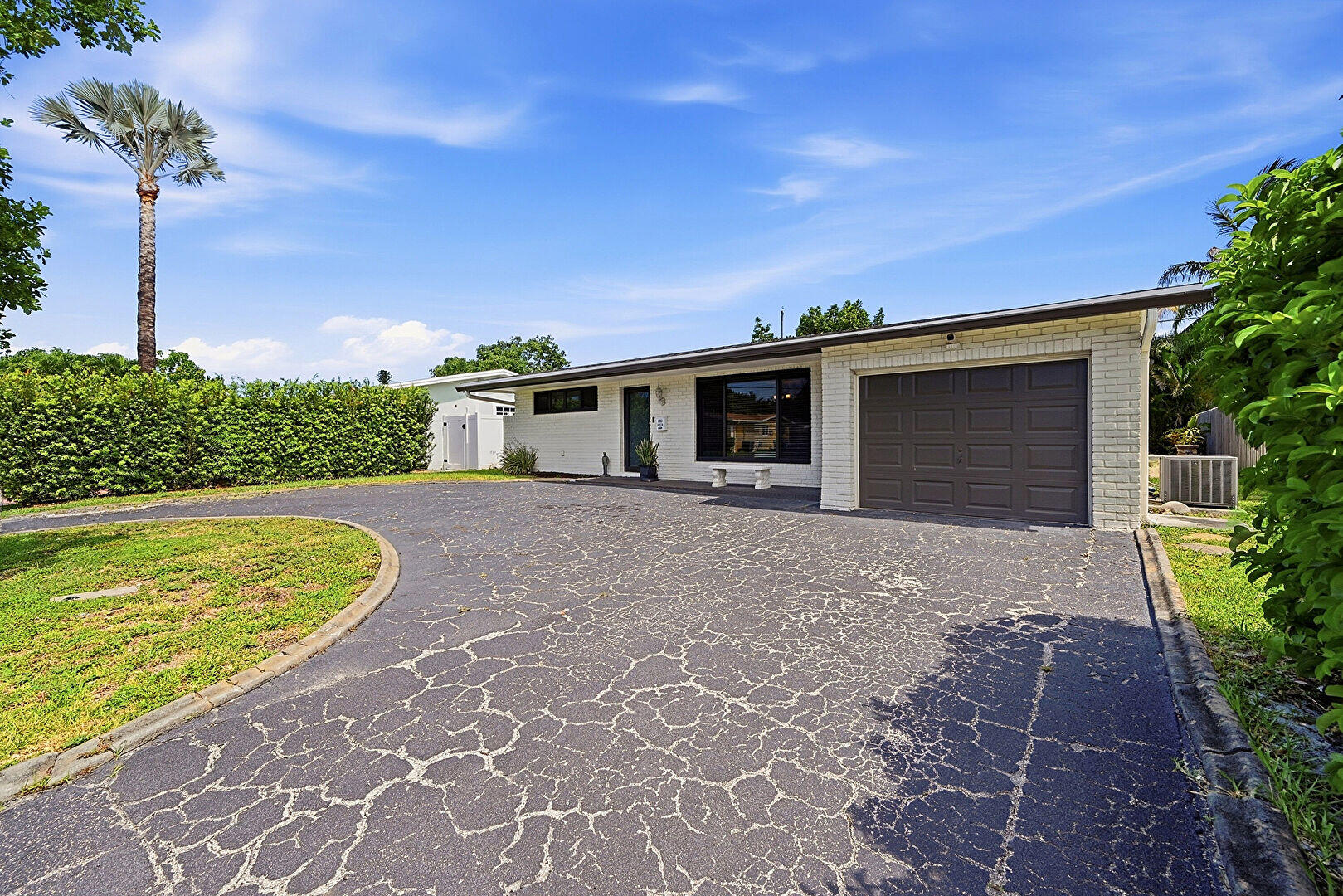 SUNRISE GOLF VILLAGE SEC 20 - Residential