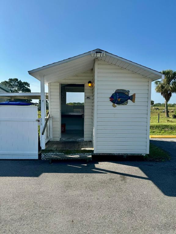 PALM VILLAGE RANCH - Residential