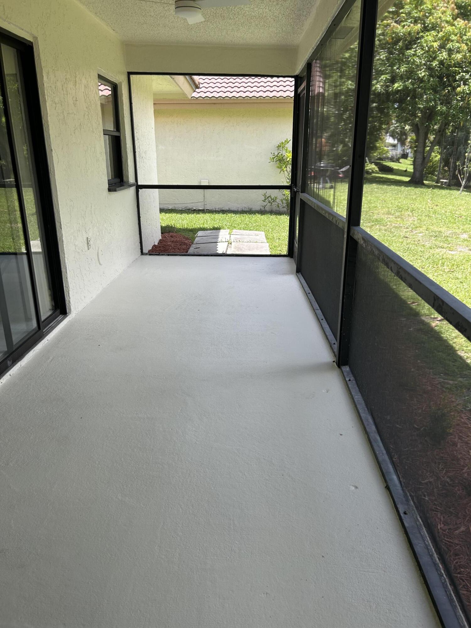 Spring Circle Villas - Residential