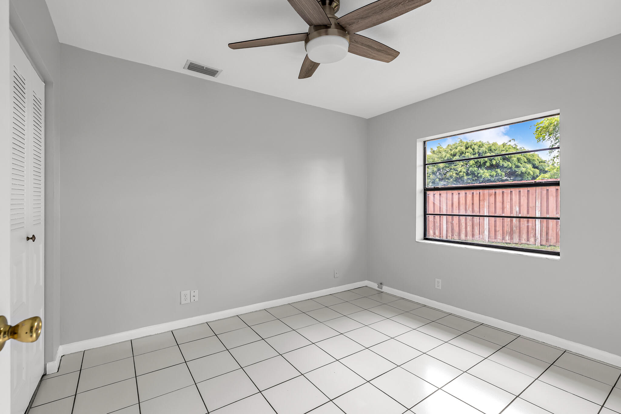 Spring Circle Villas - Residential