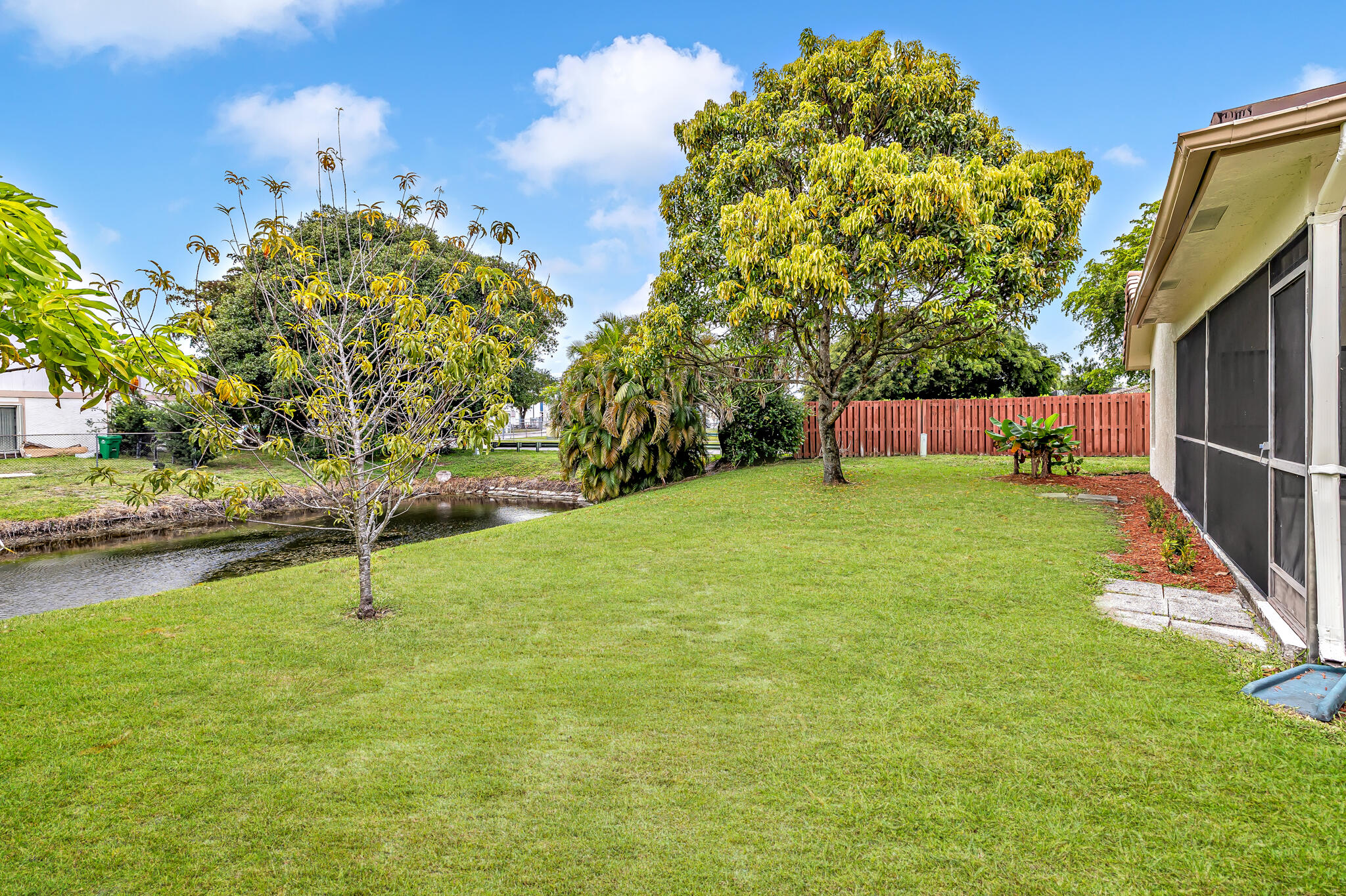 Spring Circle Villas - Residential