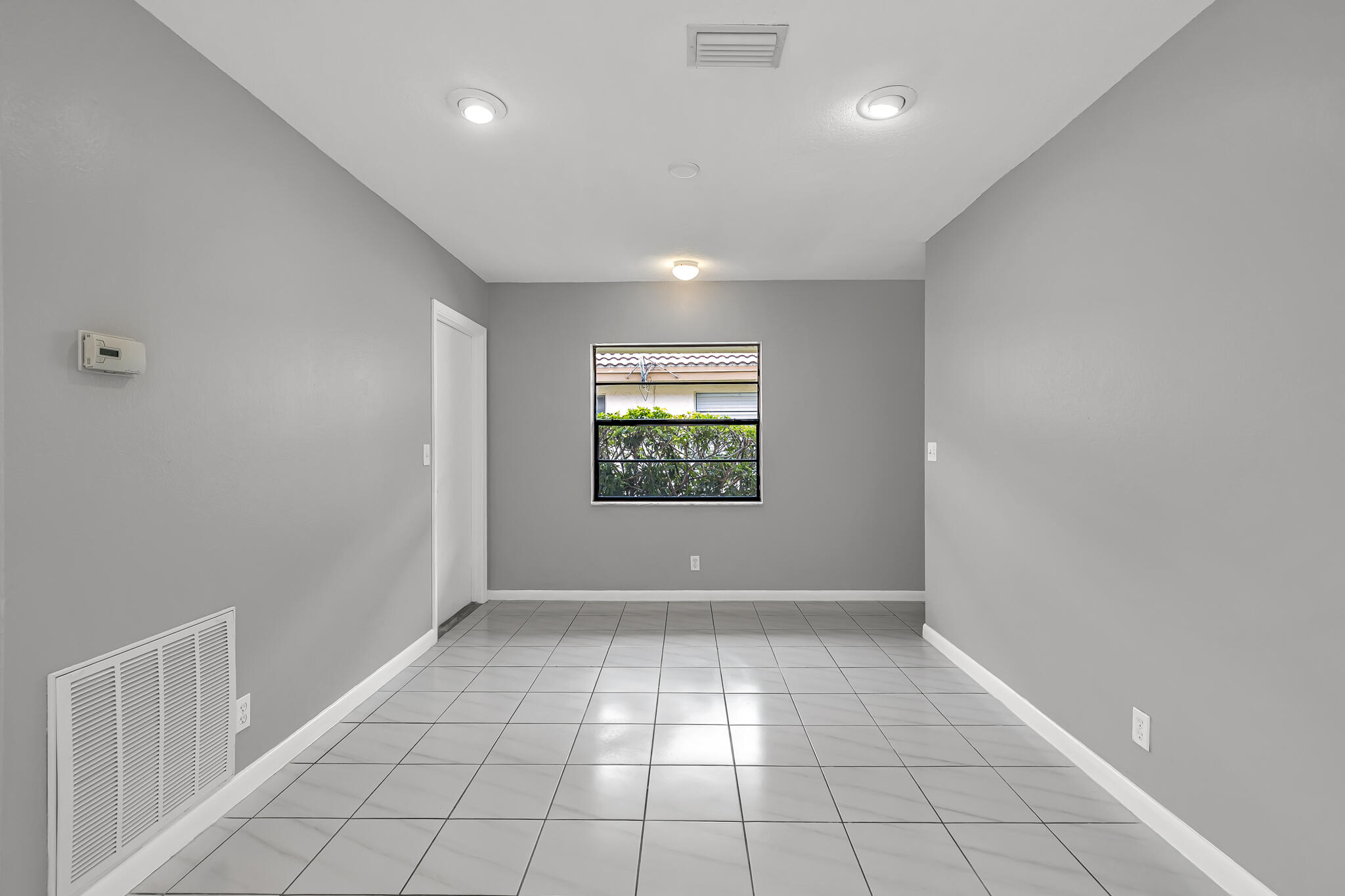 Spring Circle Villas - Residential