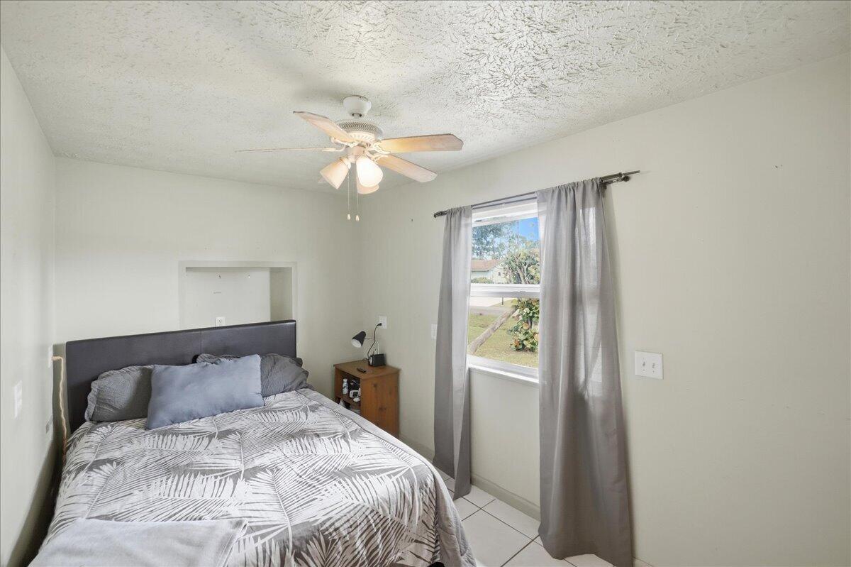 PORT ST LUCIE SECTION 12 - Residential