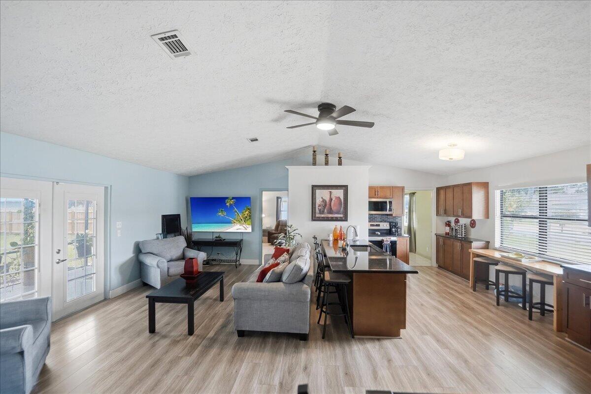 PORT ST LUCIE SECTION 12 - Residential