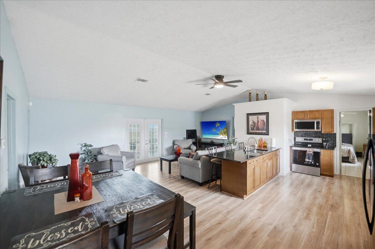 PORT ST LUCIE SECTION 12 - Residential