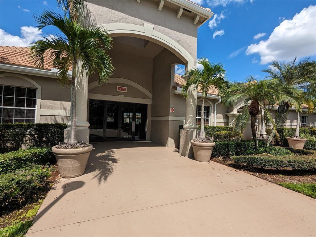 EVERGREEN LAKES CONDO - Residential Lease