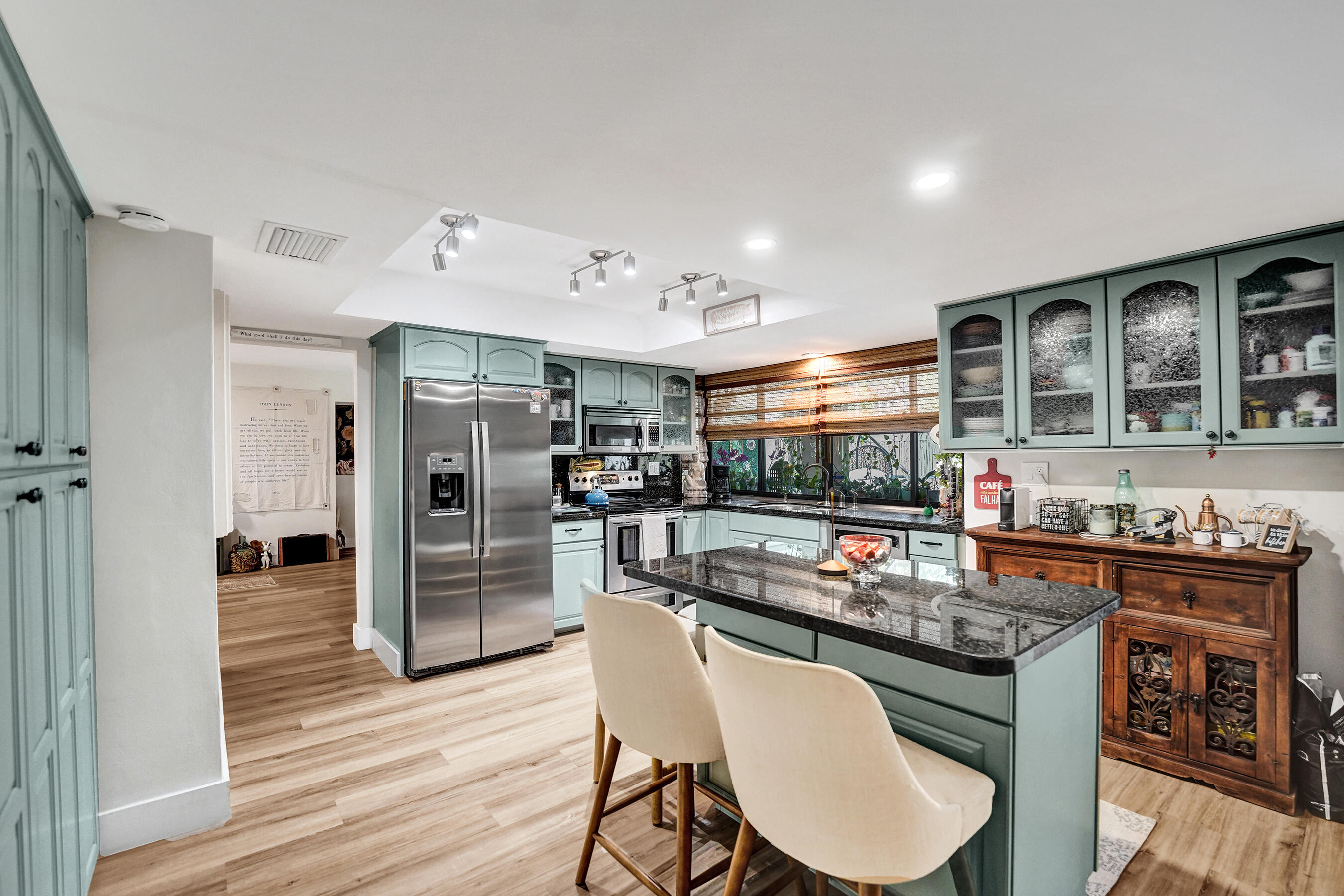 NOB HILL ESTATES 1 SEC - Residential