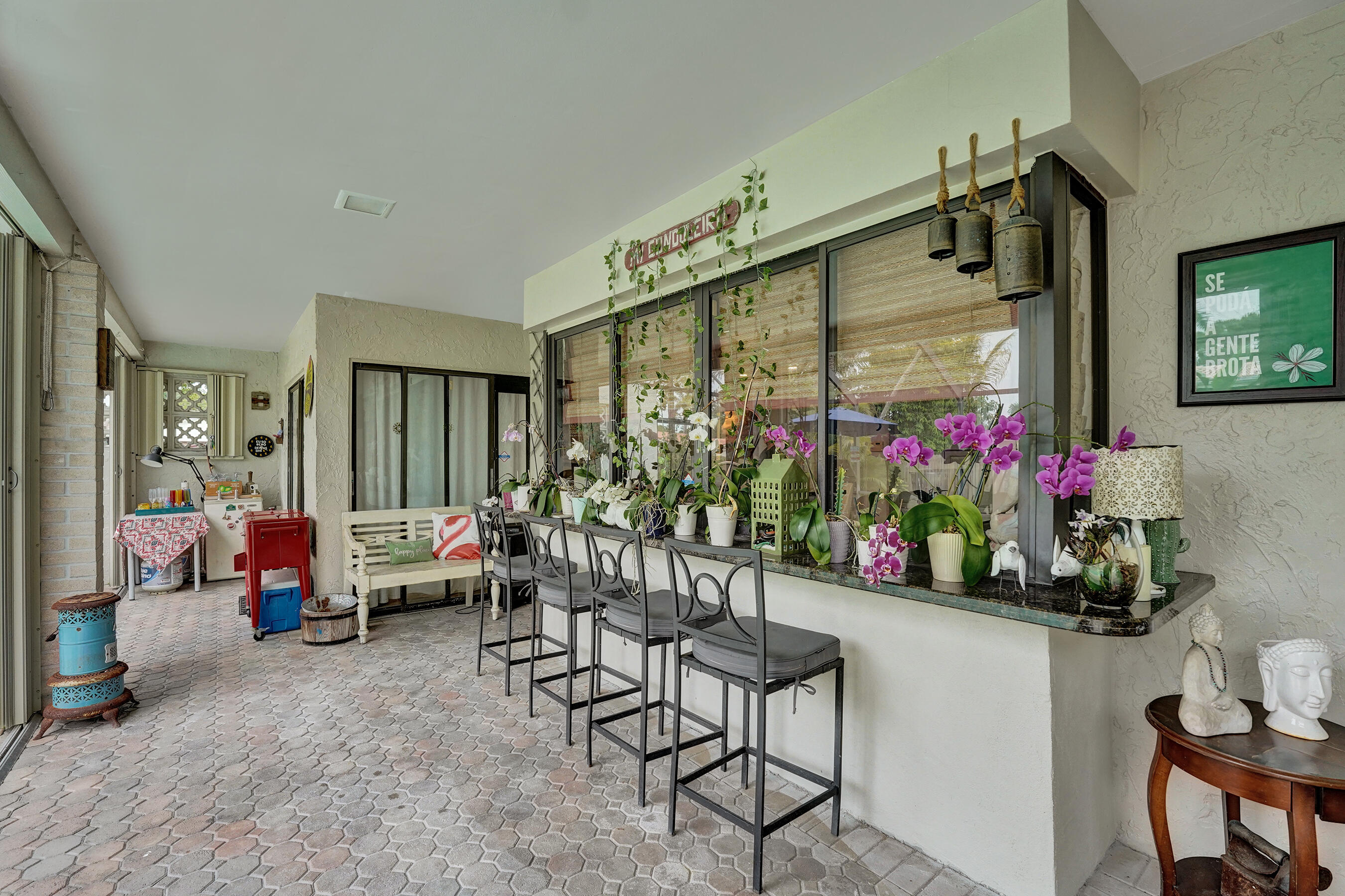NOB HILL ESTATES 1 SEC - Residential
