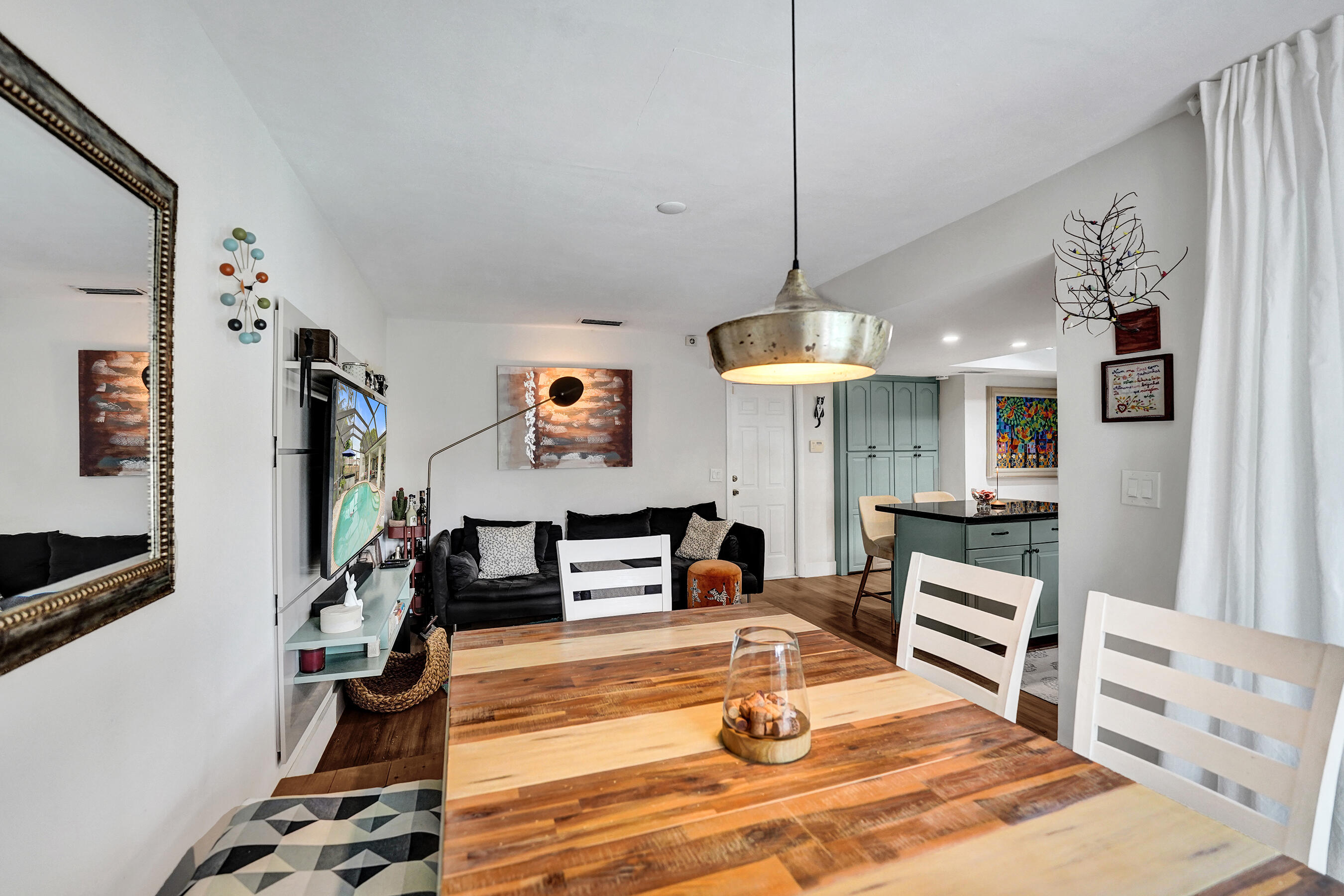 NOB HILL ESTATES 1 SEC - Residential