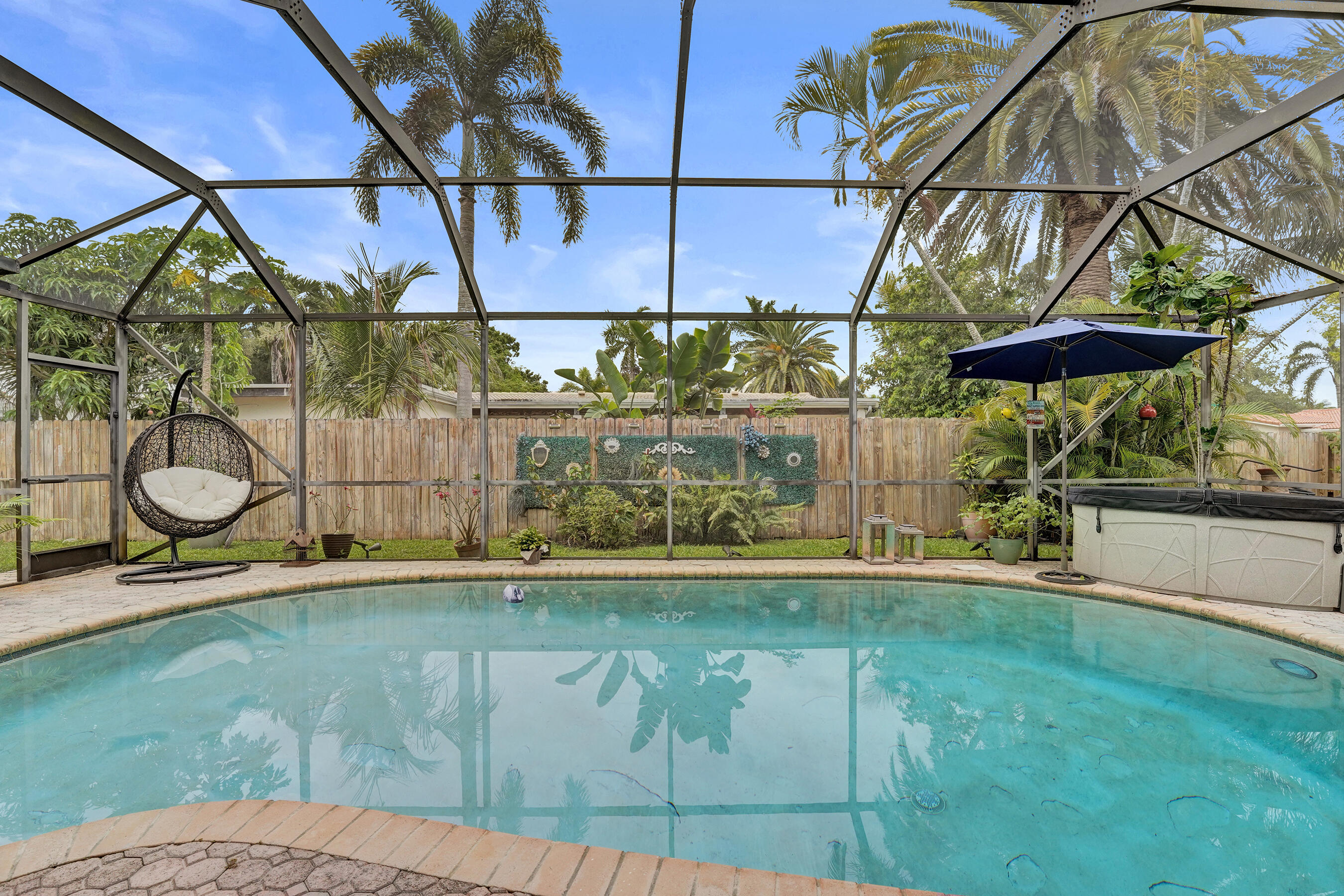 NOB HILL ESTATES 1 SEC - Residential