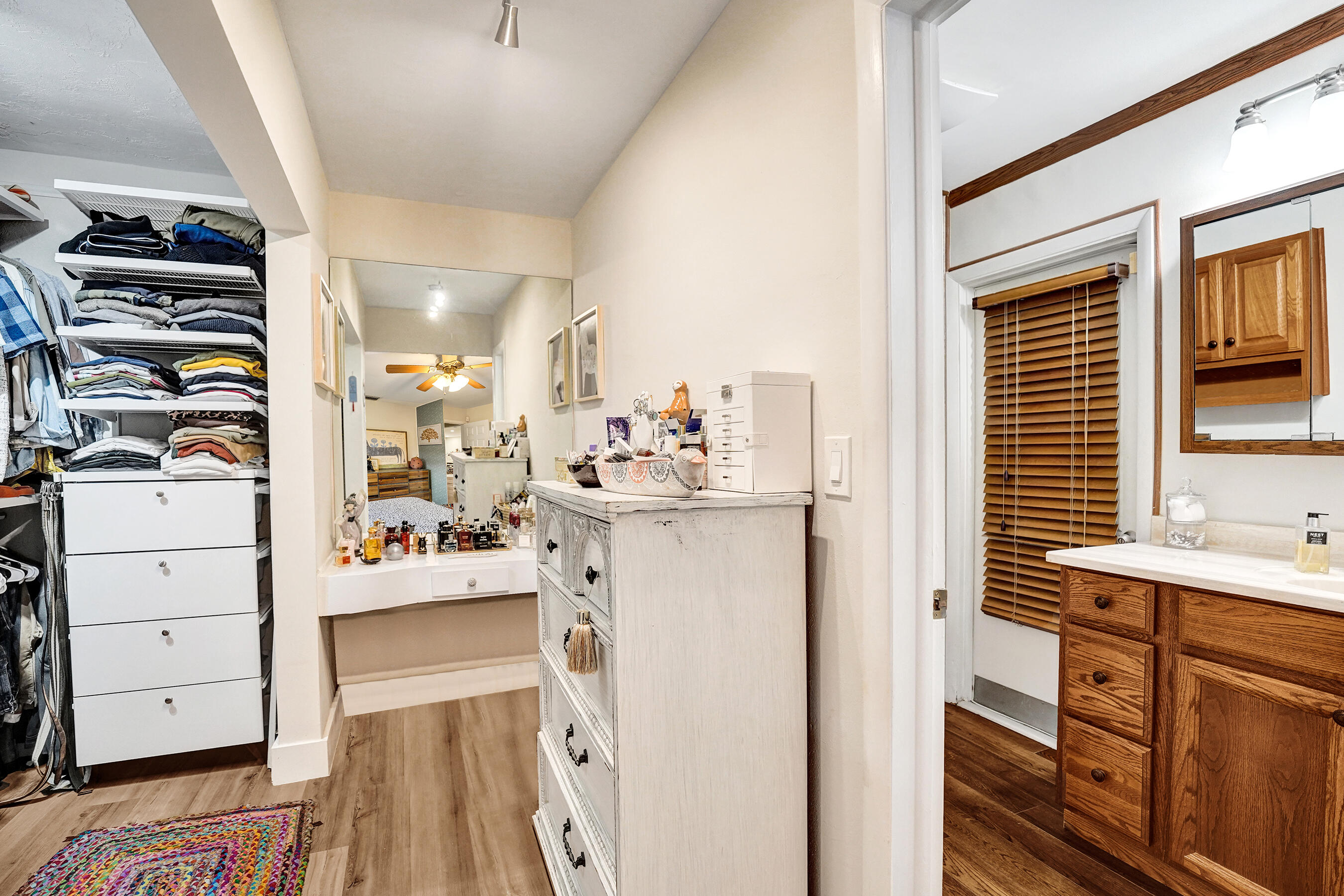 NOB HILL ESTATES 1 SEC - Residential