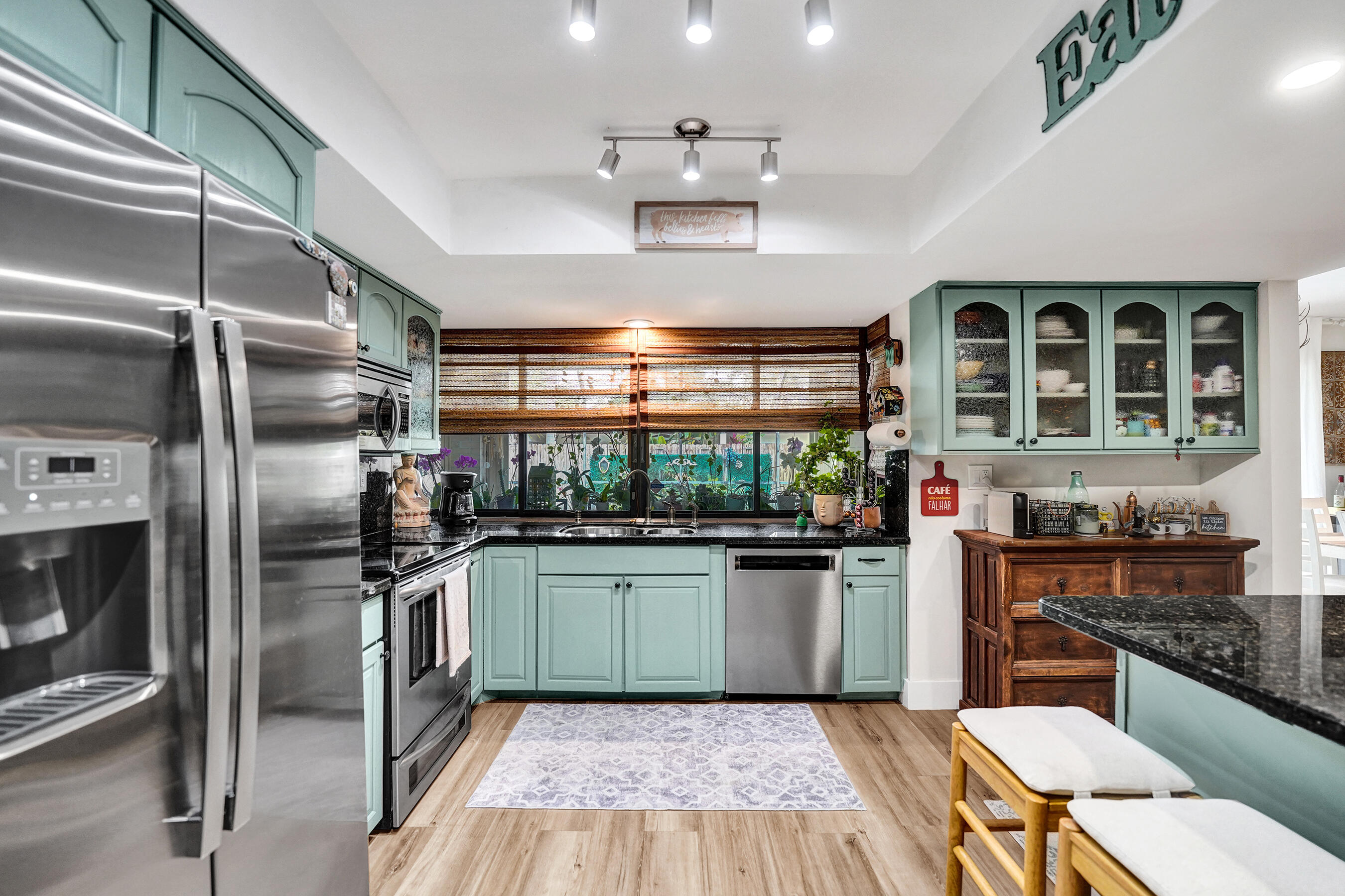 NOB HILL ESTATES 1 SEC - Residential