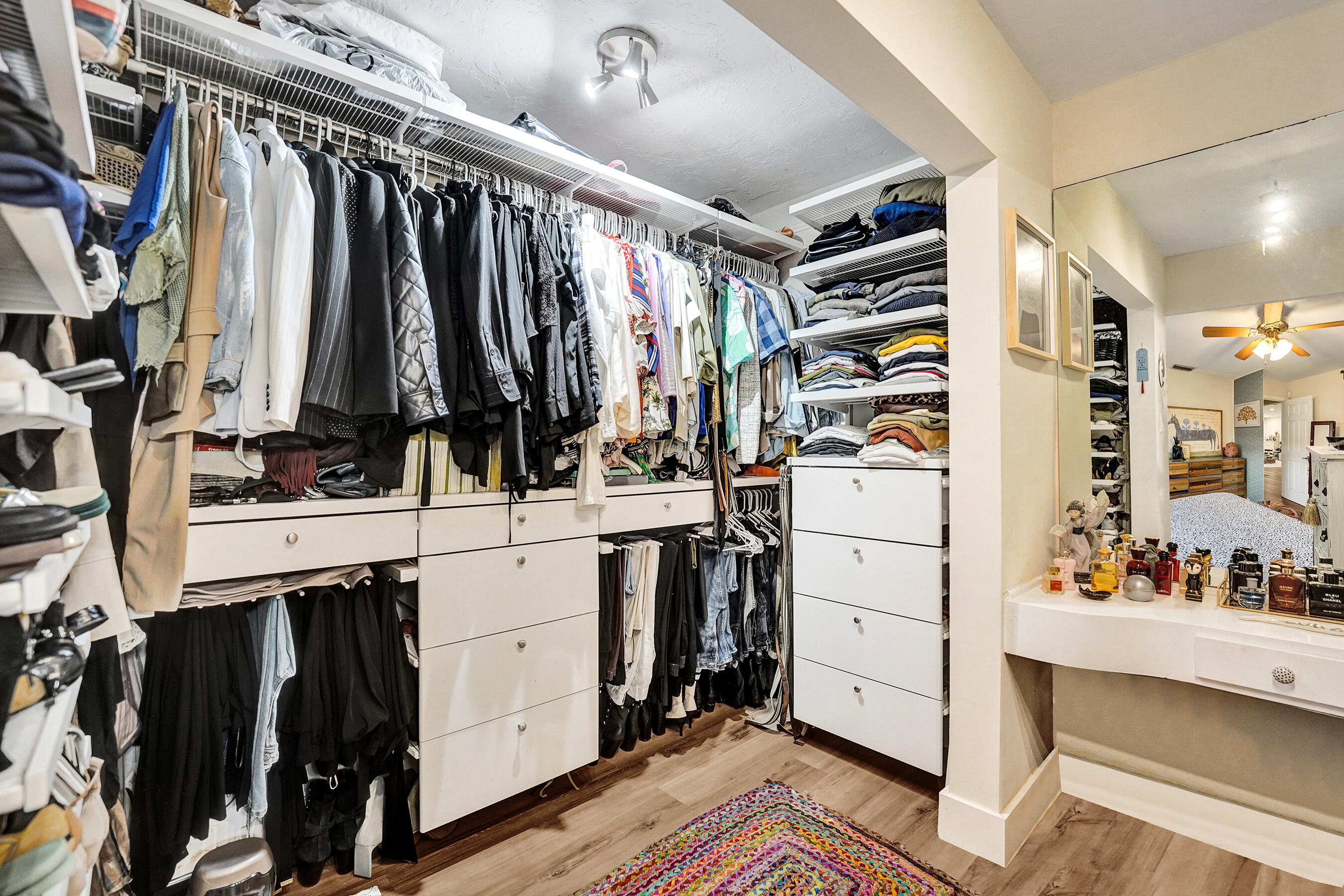 NOB HILL ESTATES 1 SEC - Residential