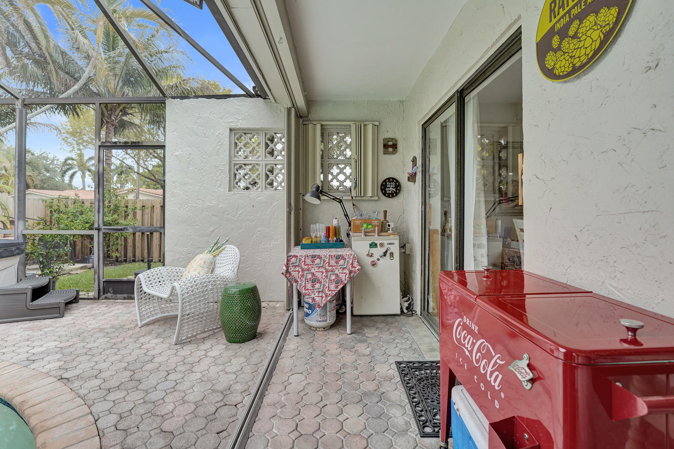 NOB HILL ESTATES 1 SEC - Residential