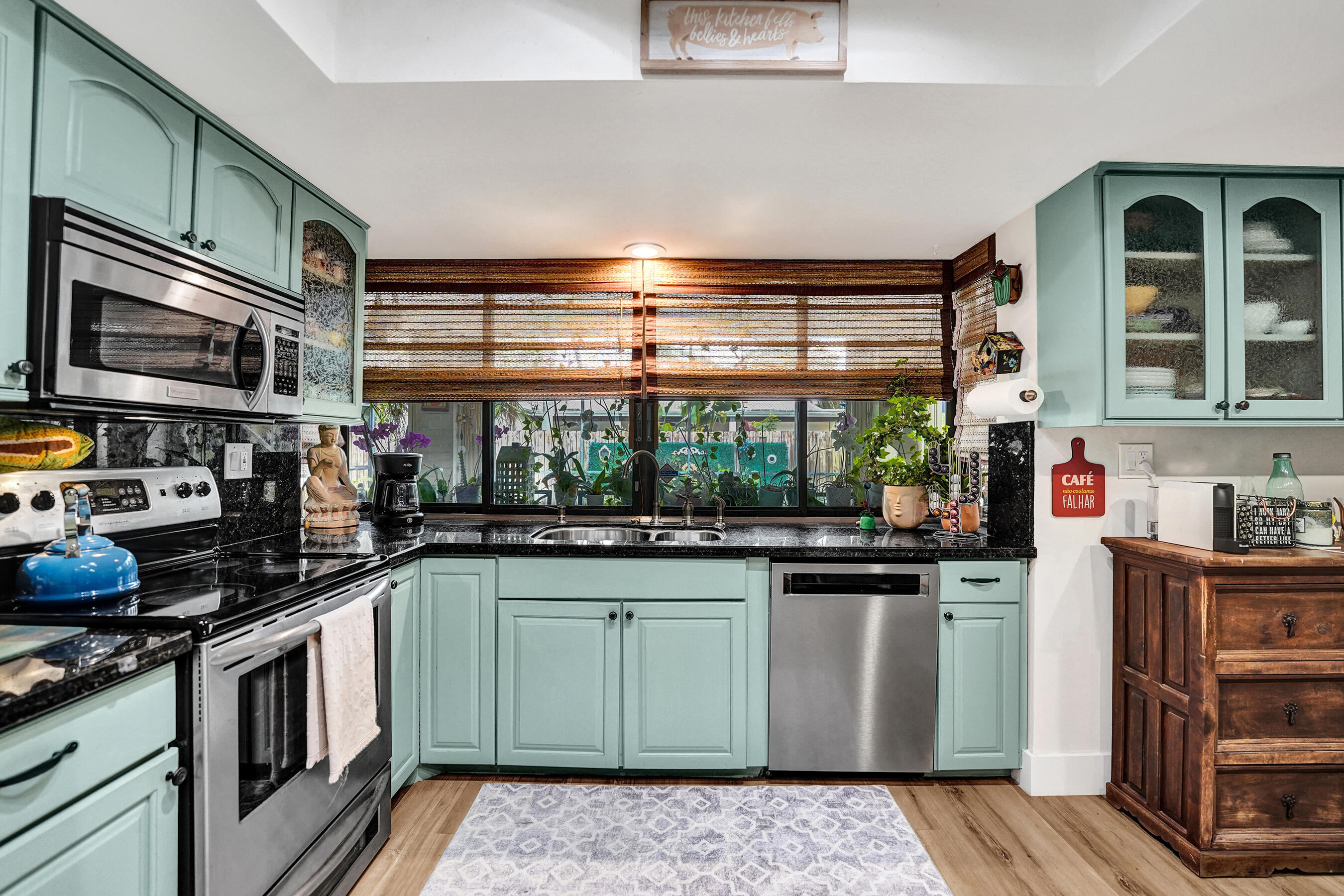 NOB HILL ESTATES 1 SEC - Residential