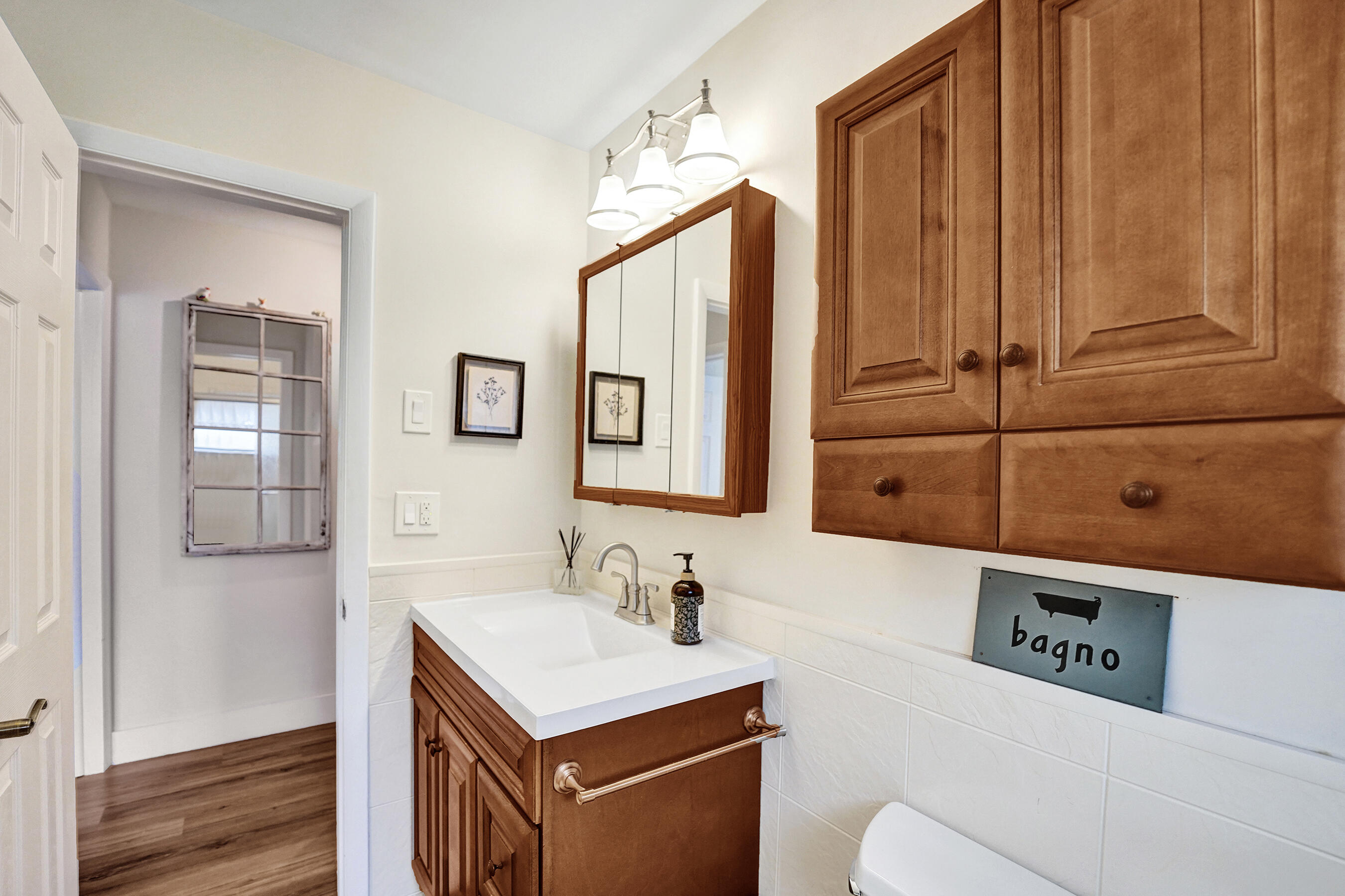 NOB HILL ESTATES 1 SEC - Residential
