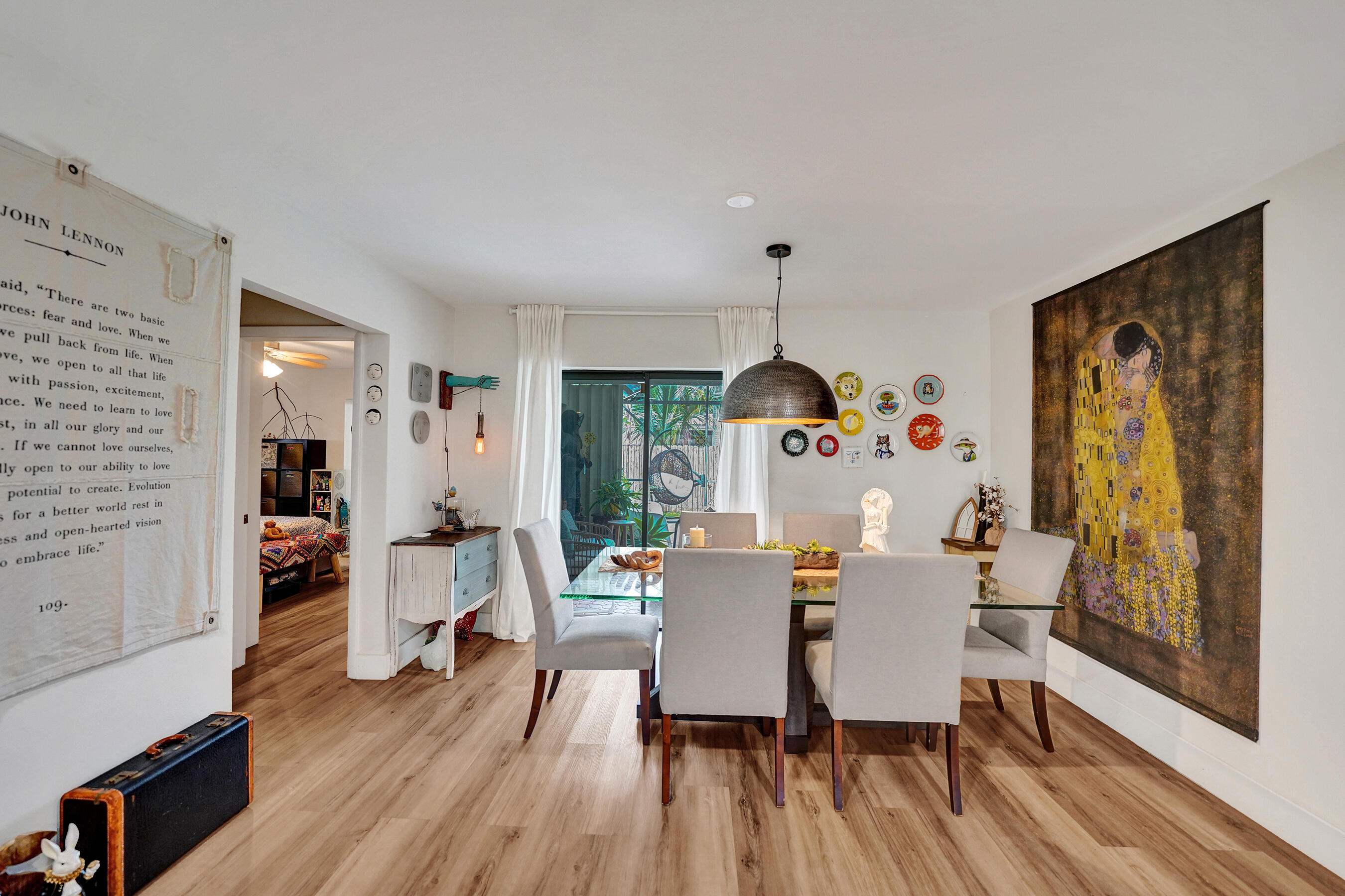 NOB HILL ESTATES 1 SEC - Residential