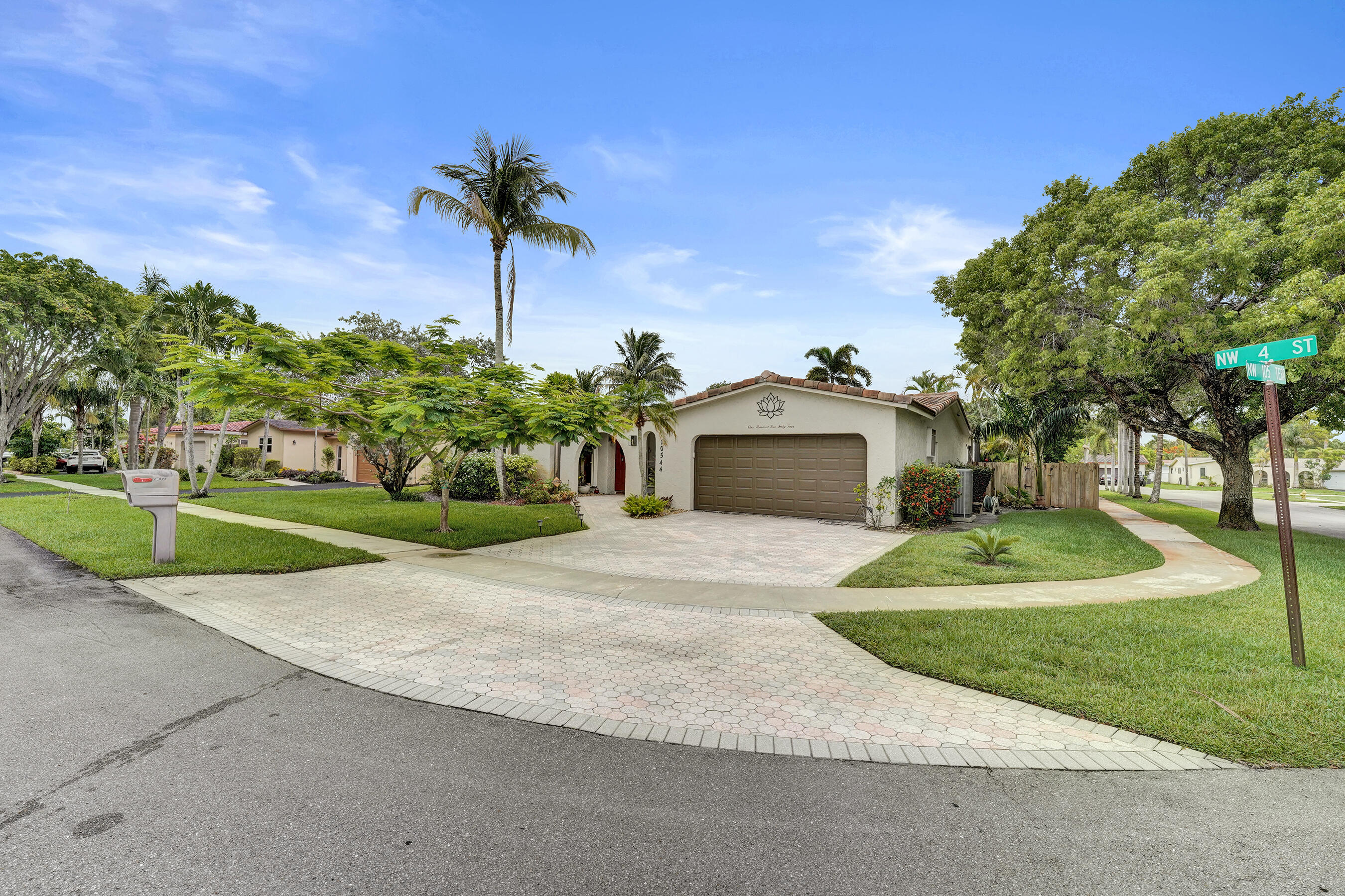 NOB HILL ESTATES 1 SEC - Residential
