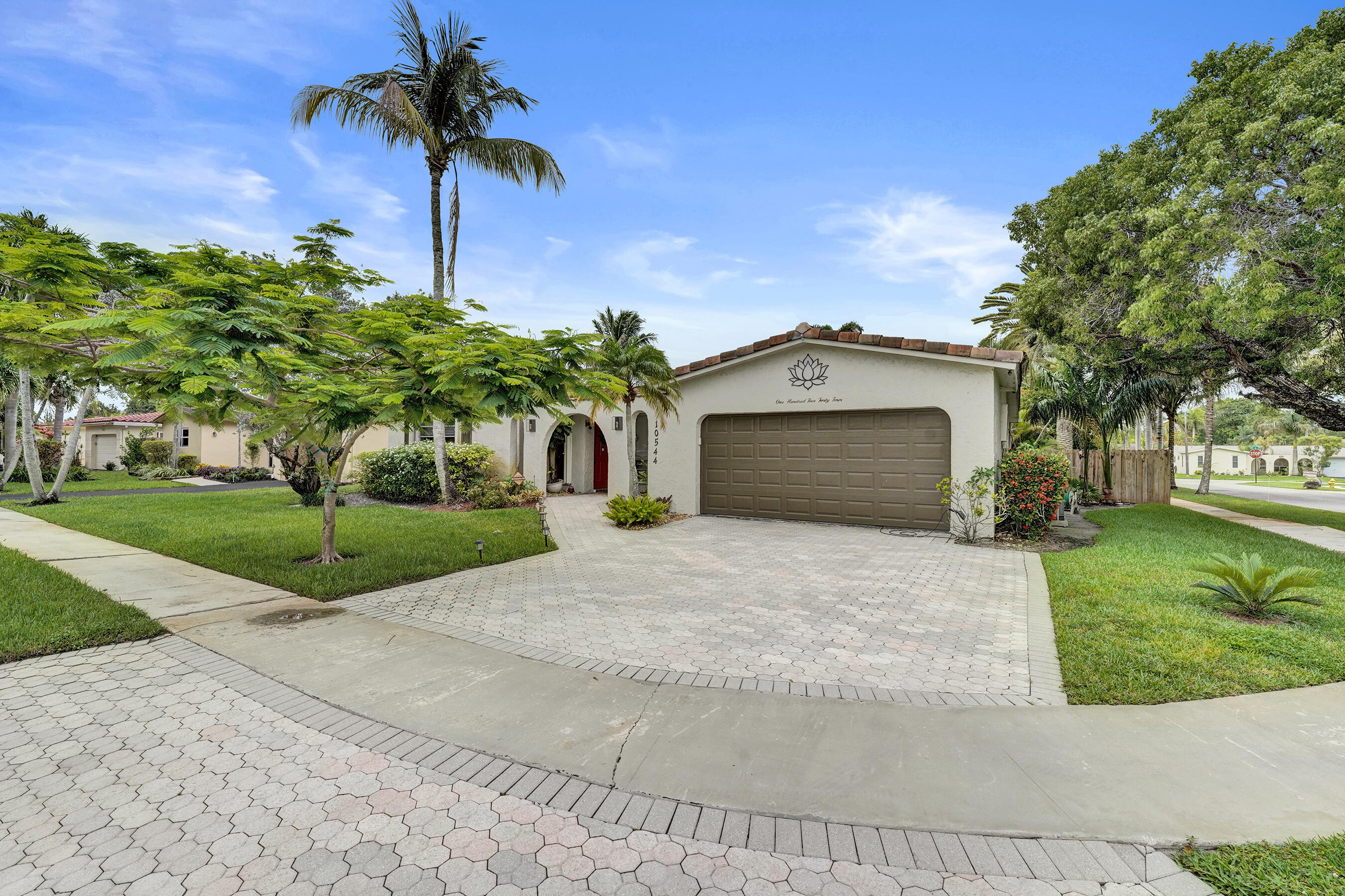 NOB HILL ESTATES 1 SEC - Residential