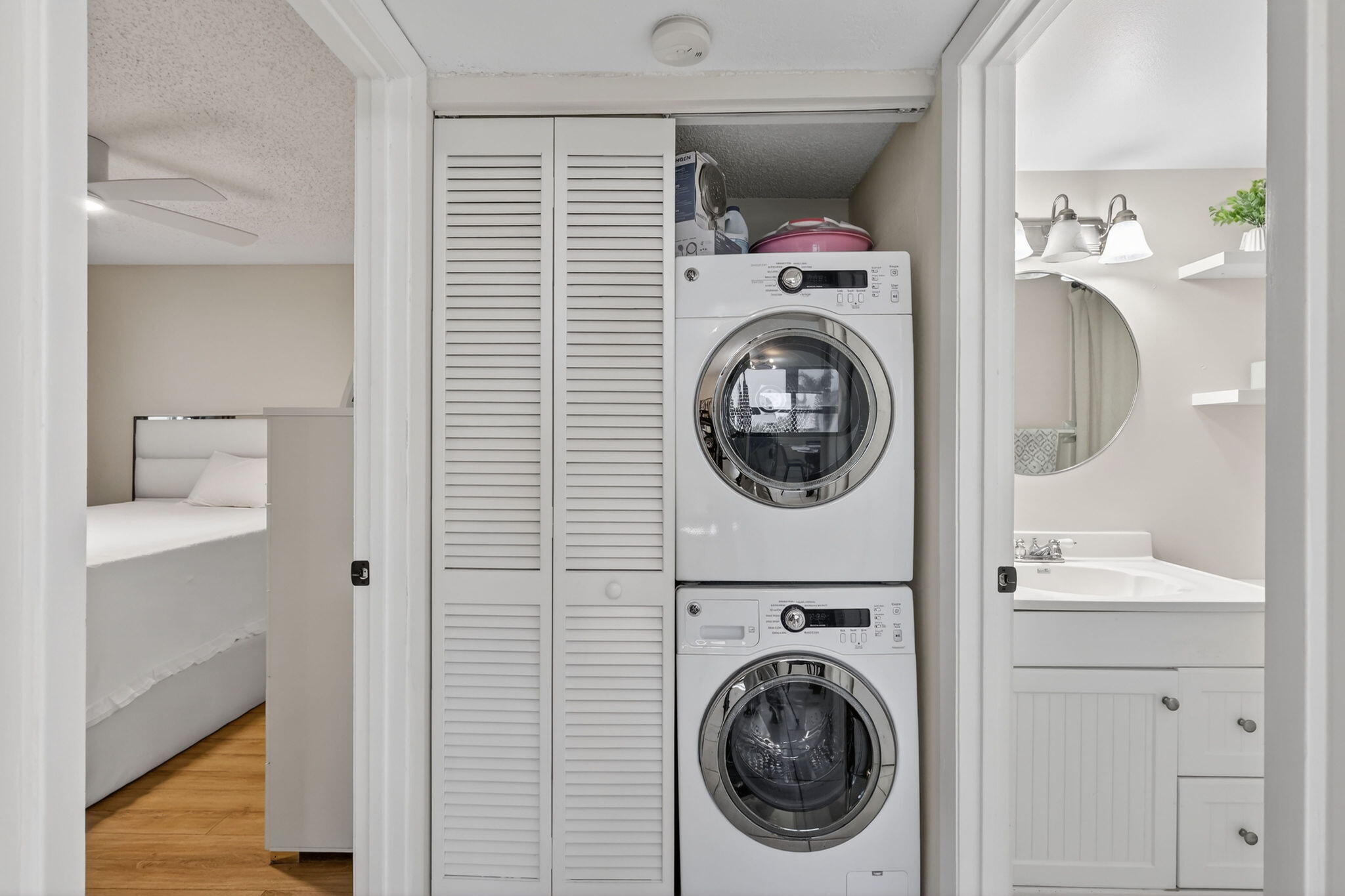 OCEAN HARBOUR CONDOMINIUM B - Residential
