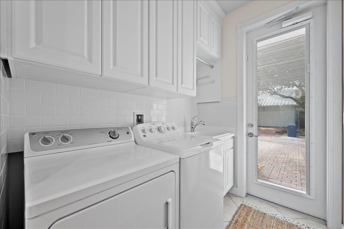 MALLORY CREEK AT ABACOA 1 - Residential