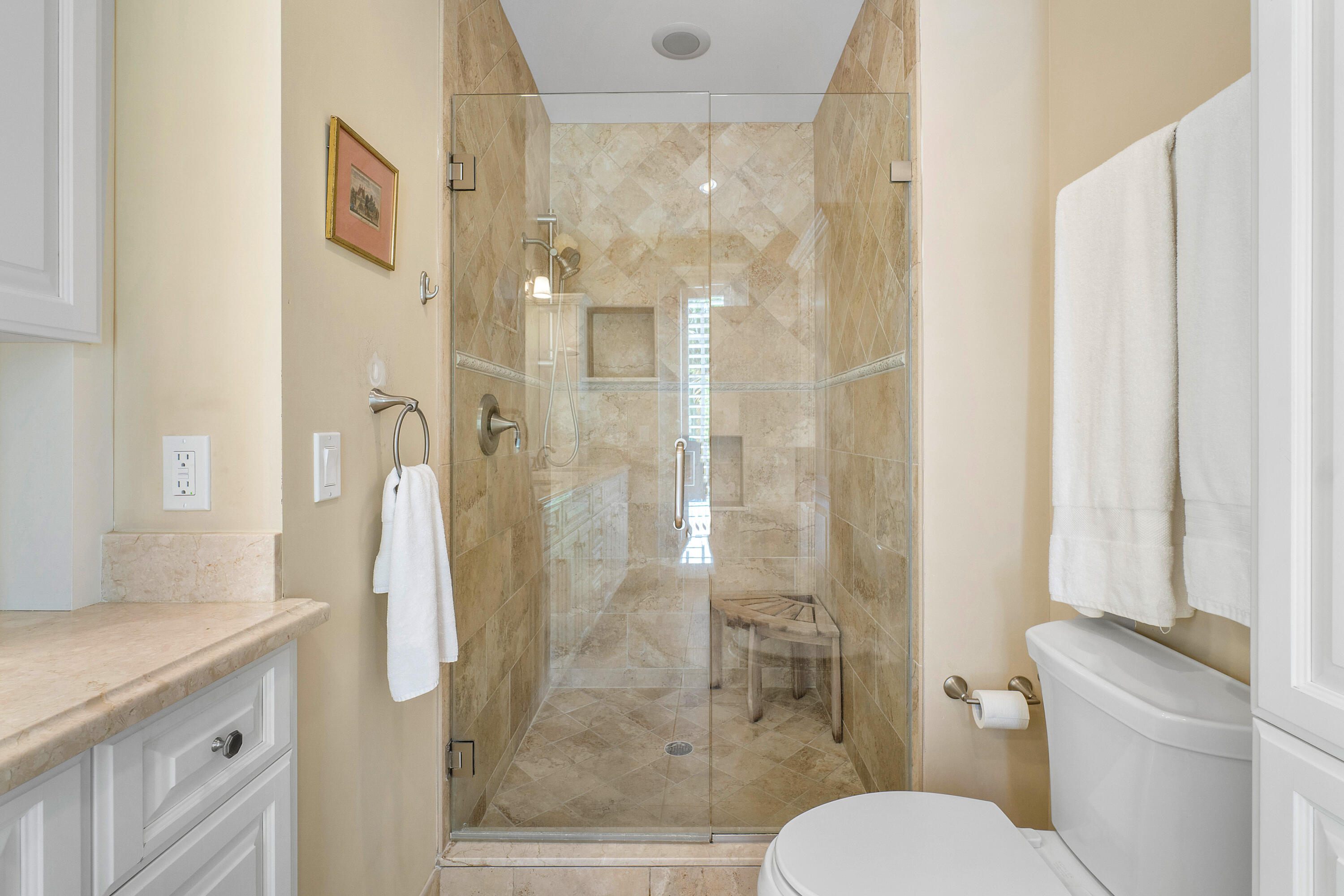 EAST SHORE - Residential