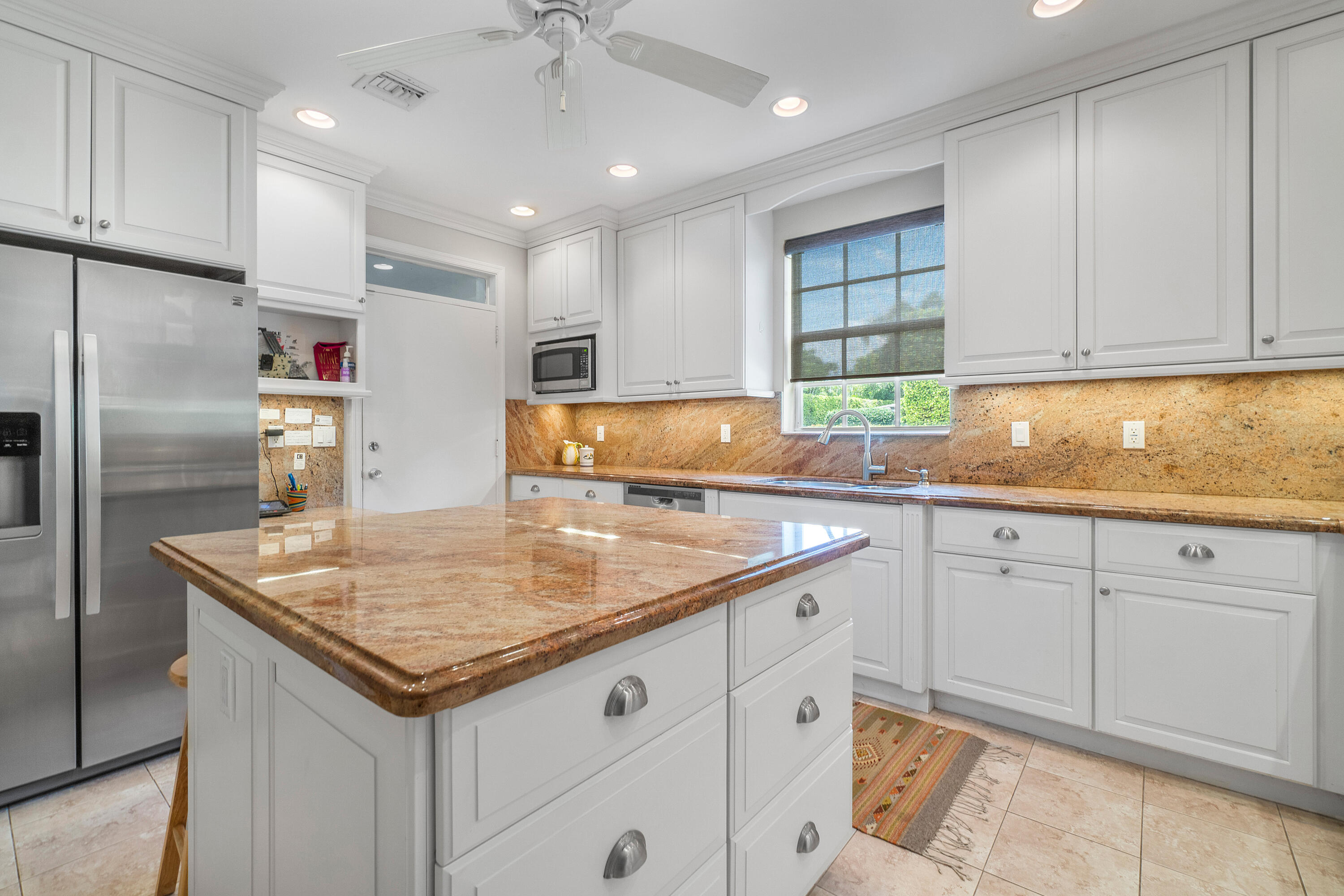 EAST SHORE - Residential