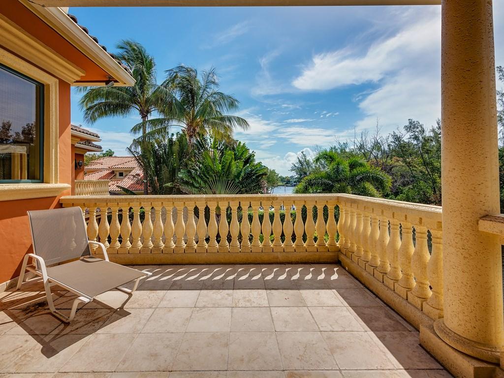 Royal Palm Yacht & Country Club - Residential