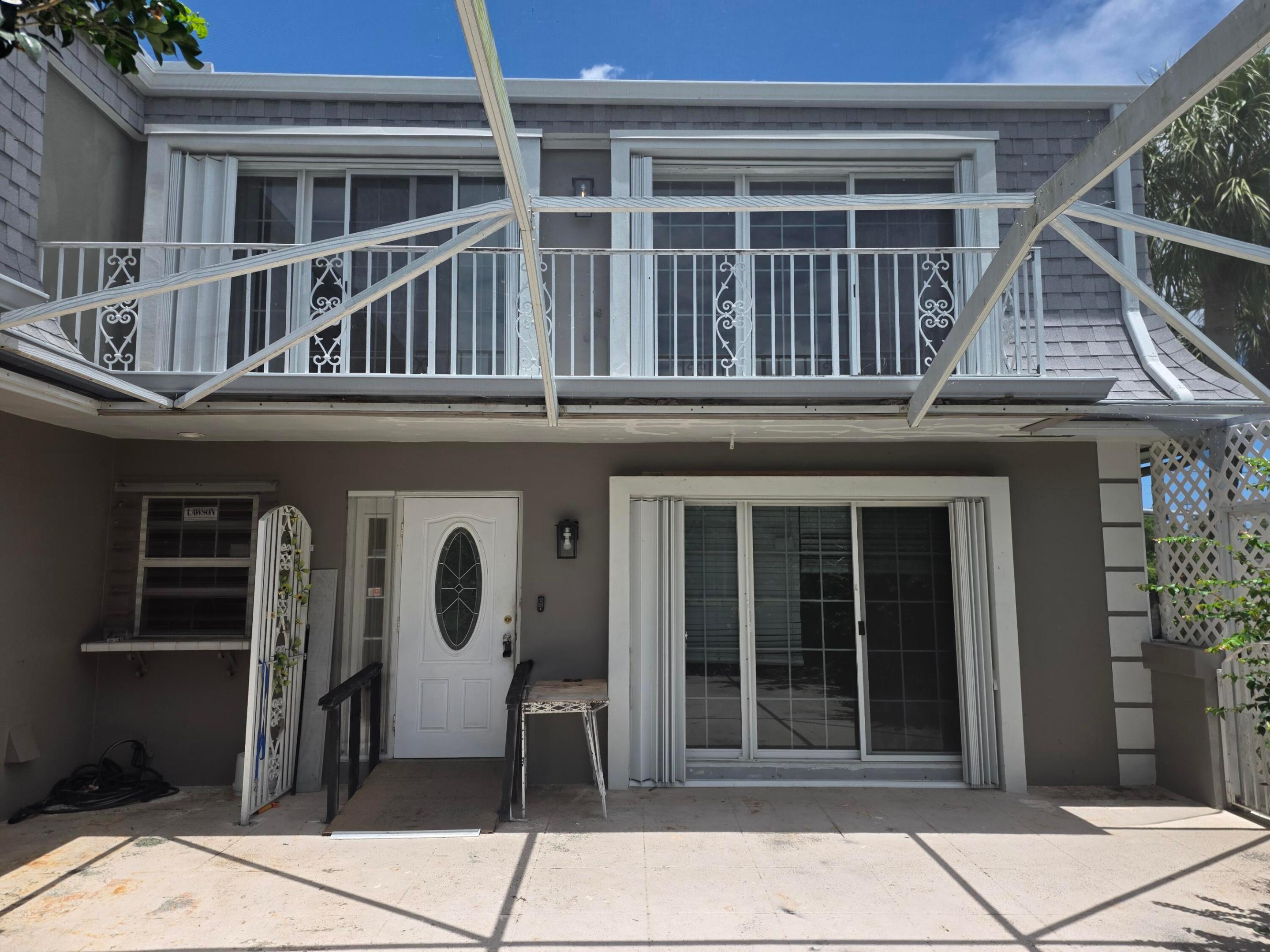 Welcome to this spacious 3-bedroom, 2.5-bath townhome located in the heart of Palm Beach Gardens! Offering a functional floor plan and great potential, this property features a screened patio perfect for relaxing or entertaining while enjoying Florida's beautiful weather. Conveniently situated near major highways, premier shopping centers, dining, and everyday conveniences, this location provides easy access to everything Palm Beach Gardens has to offer. The community is governed by an HOA and boasts an array of desirable amenities for residents to enjoy. This home is priced to reflect the opportunity for updates and improvements and is ideal for buyers looking to add their personal touch. With a little TLC, this property can truly shine. Don't miss this opportunity—bring all reasonable of