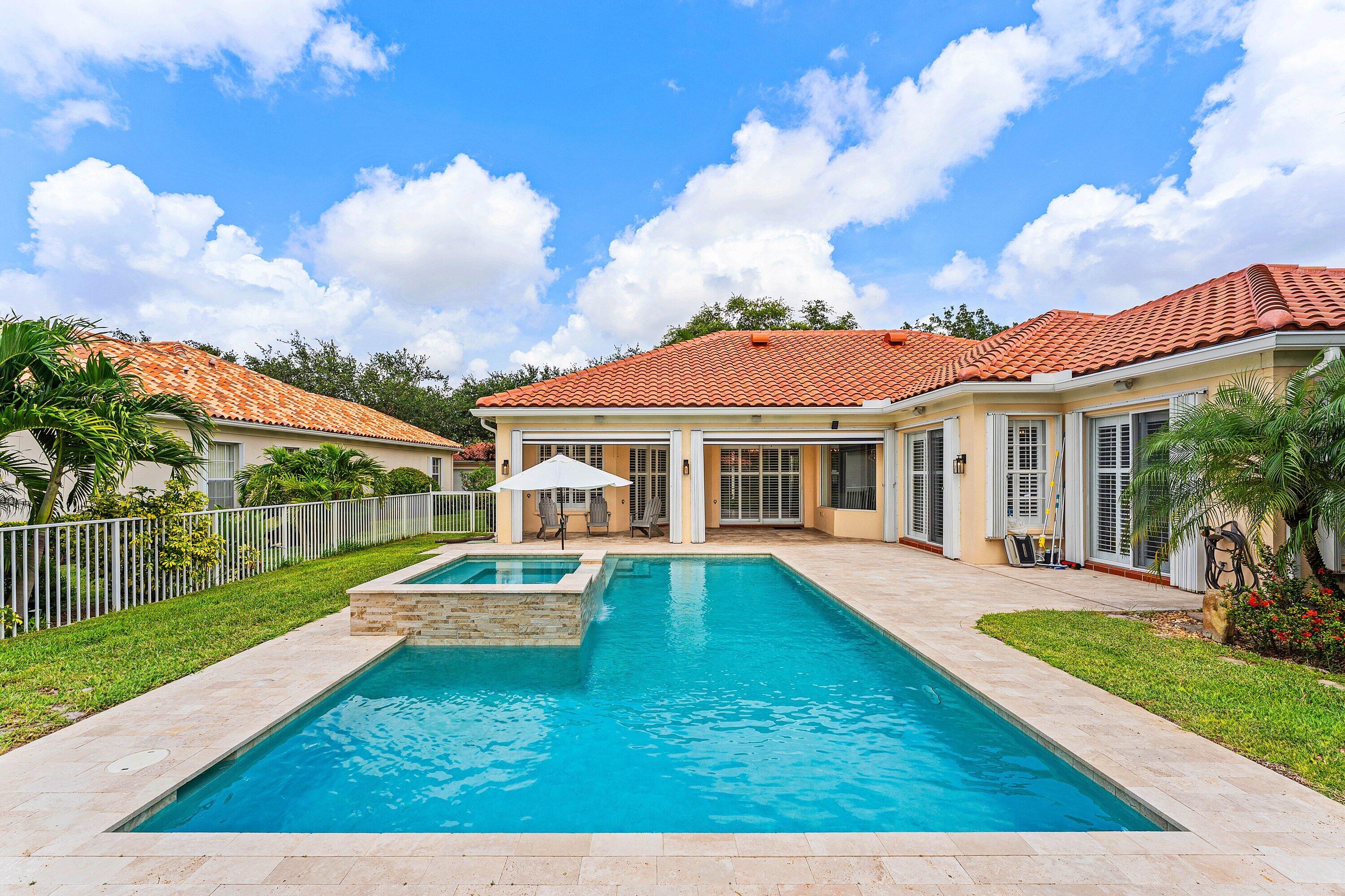 RIVERWALK 3 - Residential
