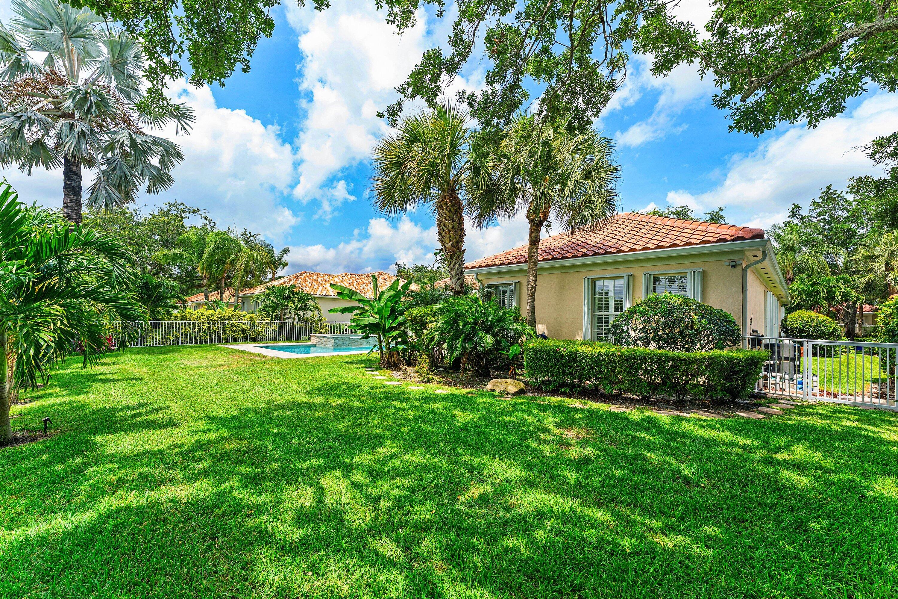 RIVERWALK 3 - Residential