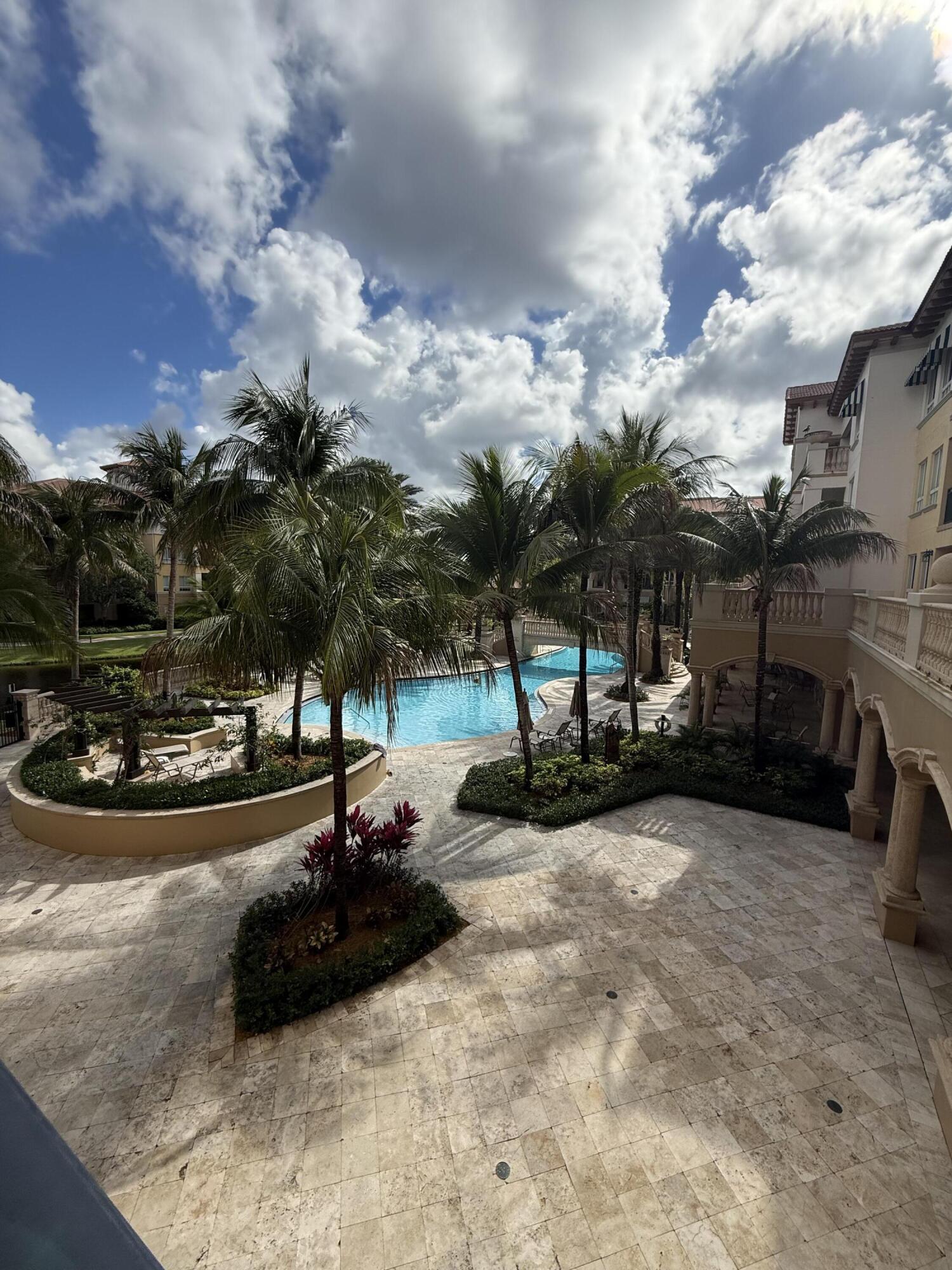 WESTON 55 PLUS CONDO - Residential