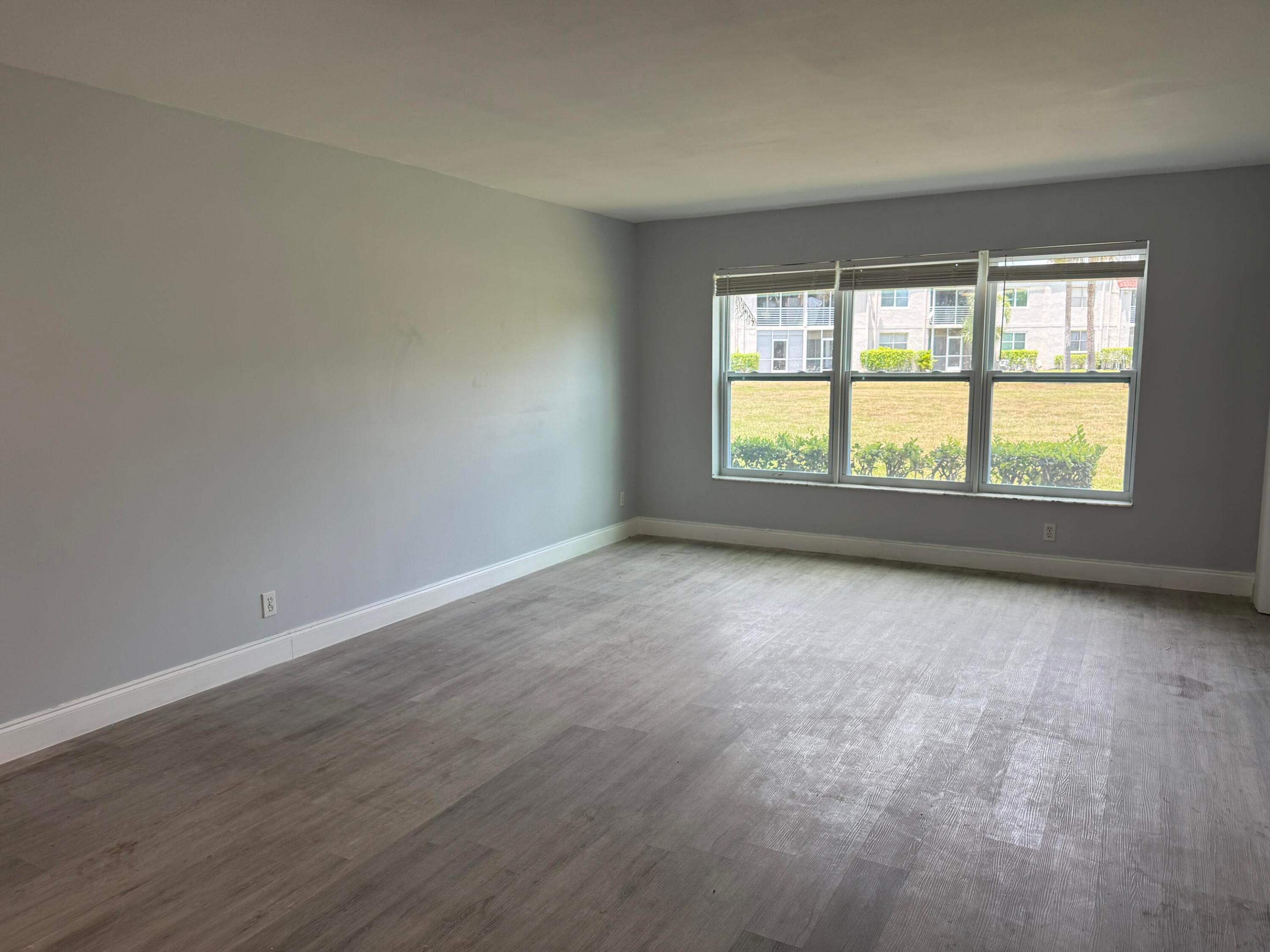 CYPRESS AT WOODMONT III - Residential Lease