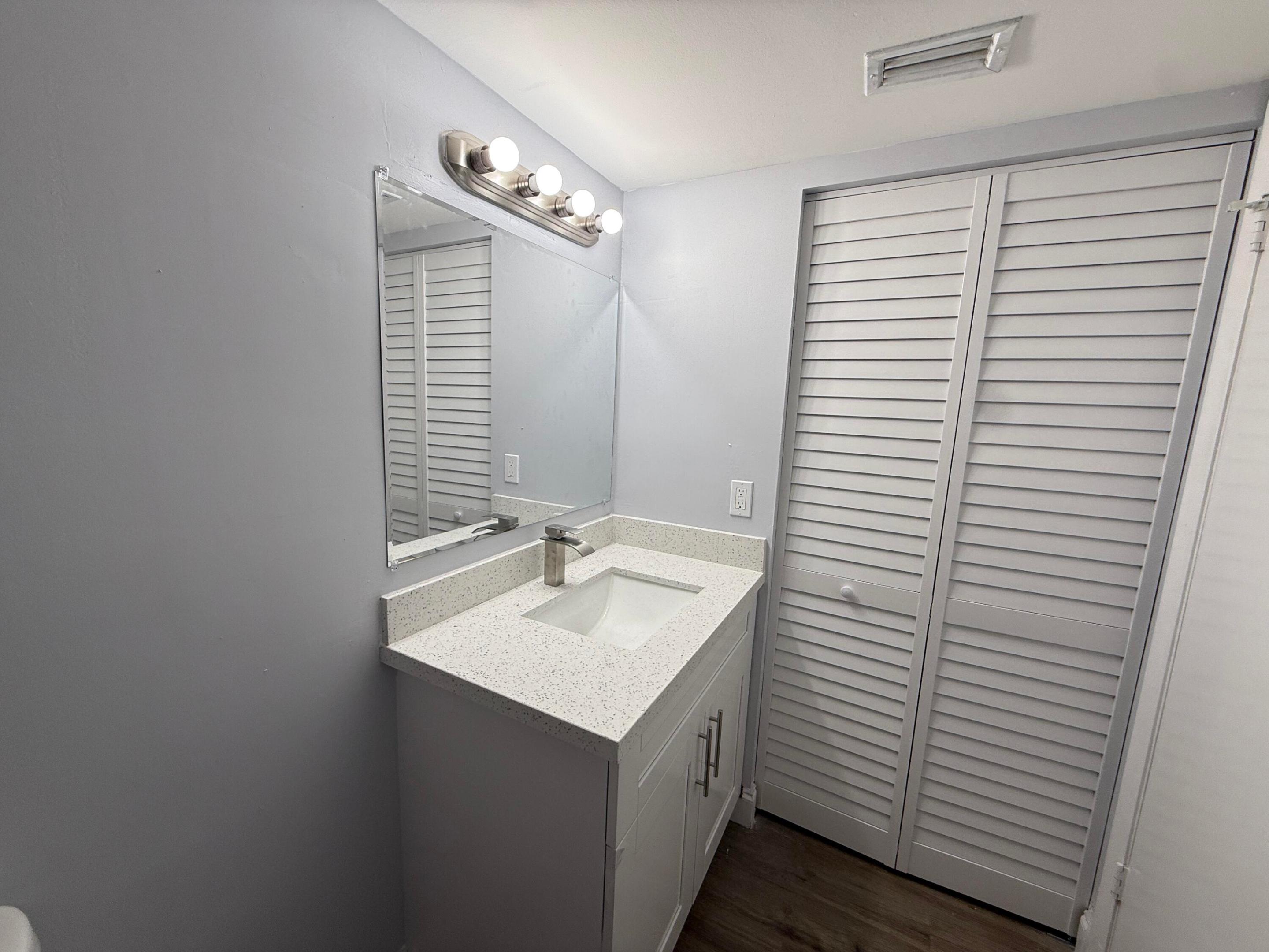 CYPRESS AT WOODMONT III - Residential Lease