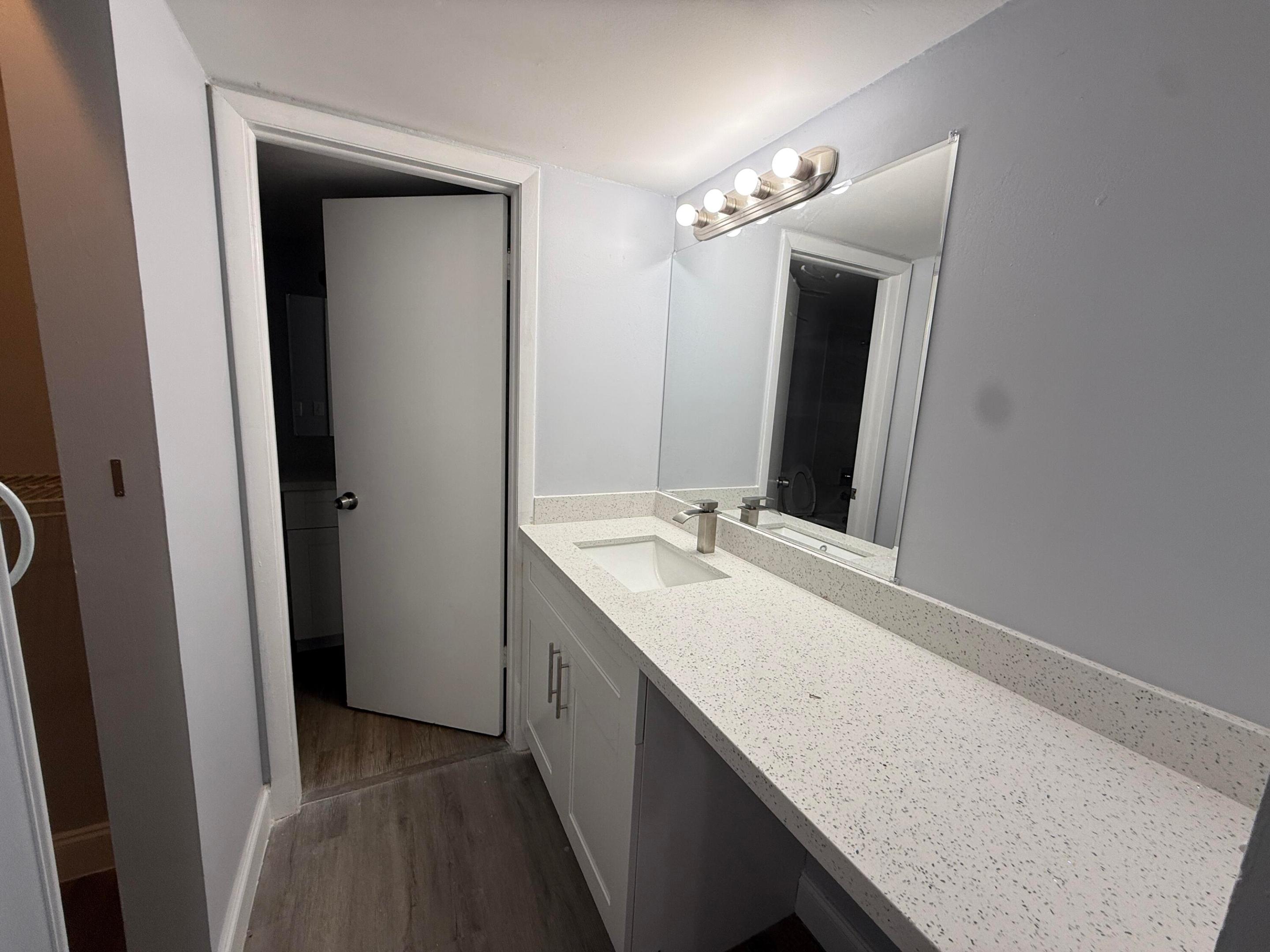 CYPRESS AT WOODMONT III - Residential Lease