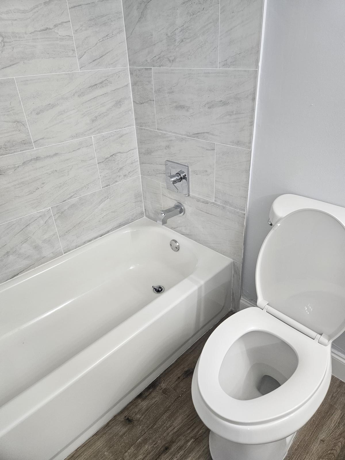 CYPRESS AT WOODMONT III - Residential Lease