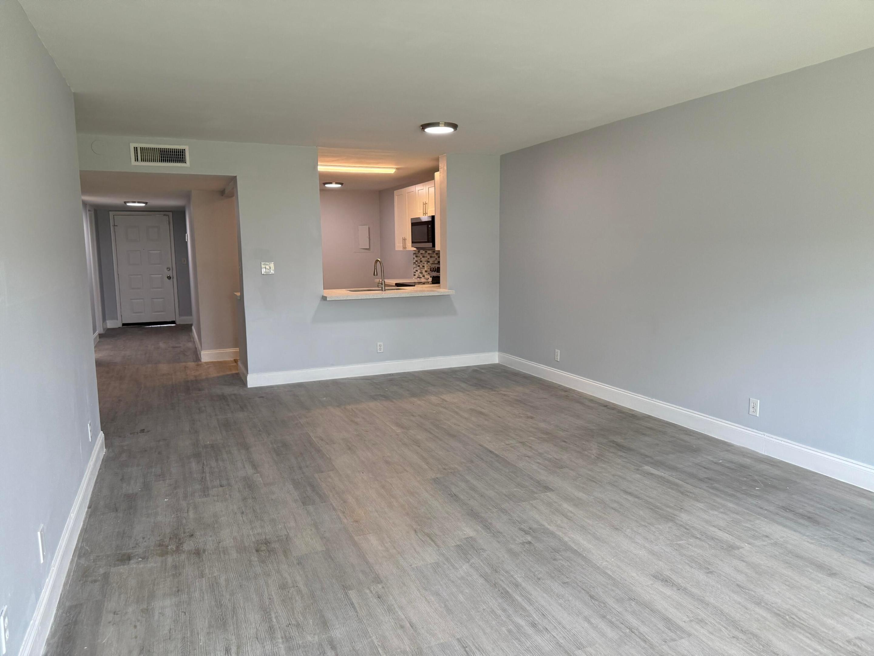 CYPRESS AT WOODMONT III - Residential Lease