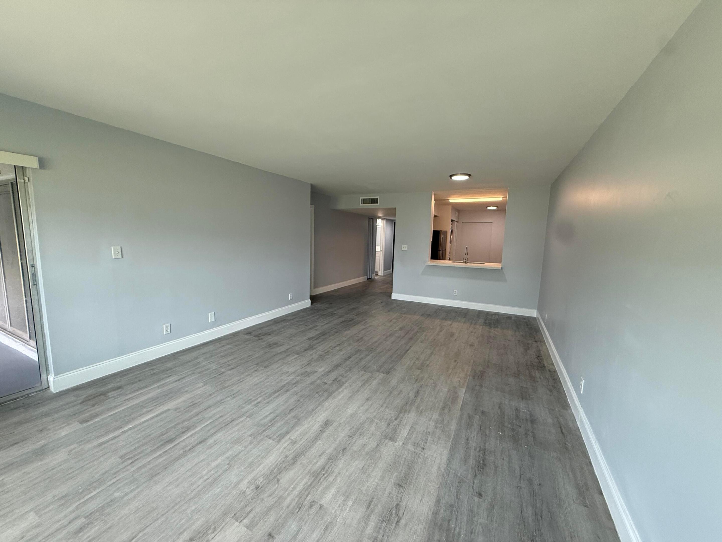 CYPRESS AT WOODMONT III - Residential Lease