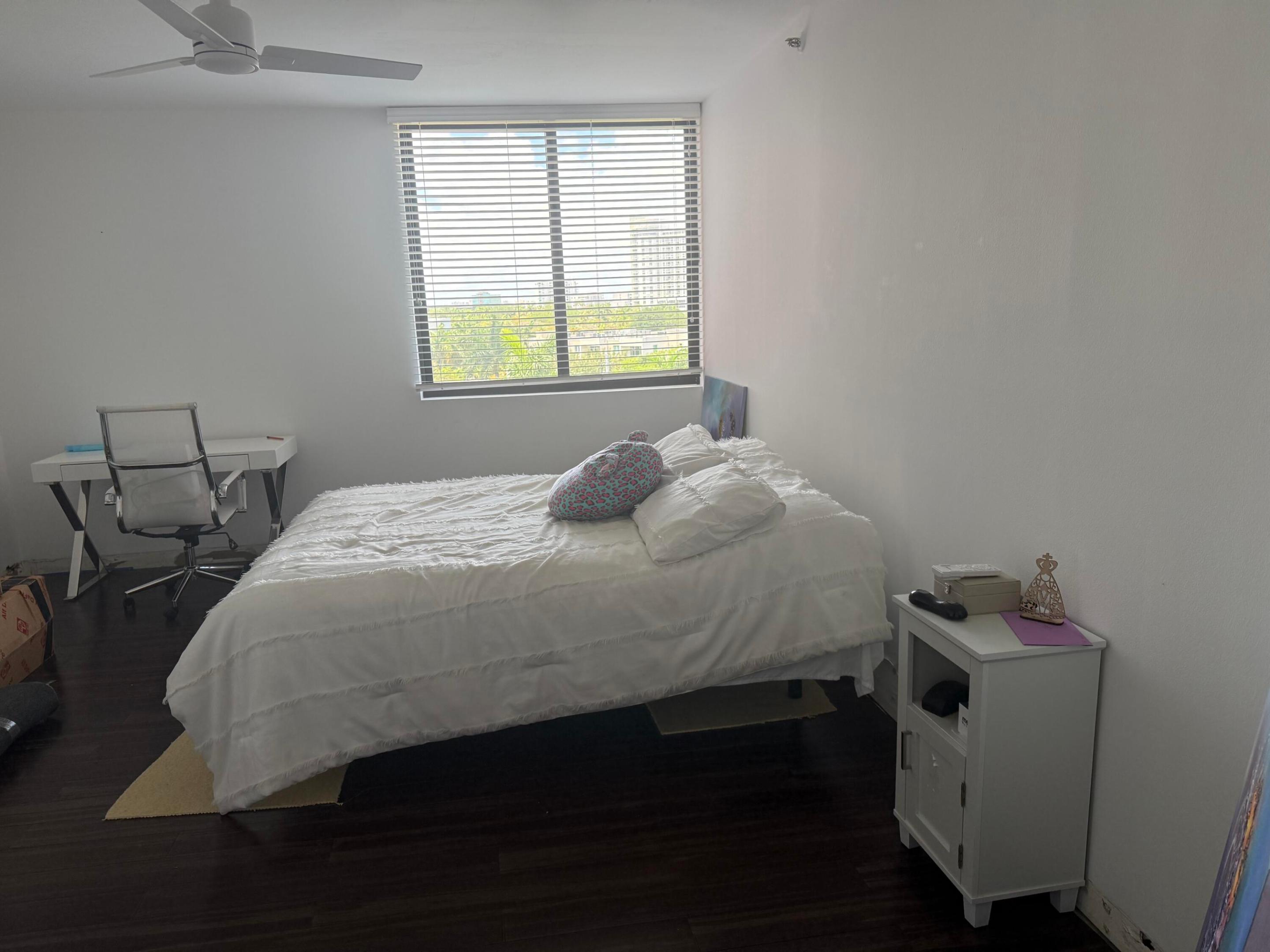 VILLA REGINA CONDO - Residential